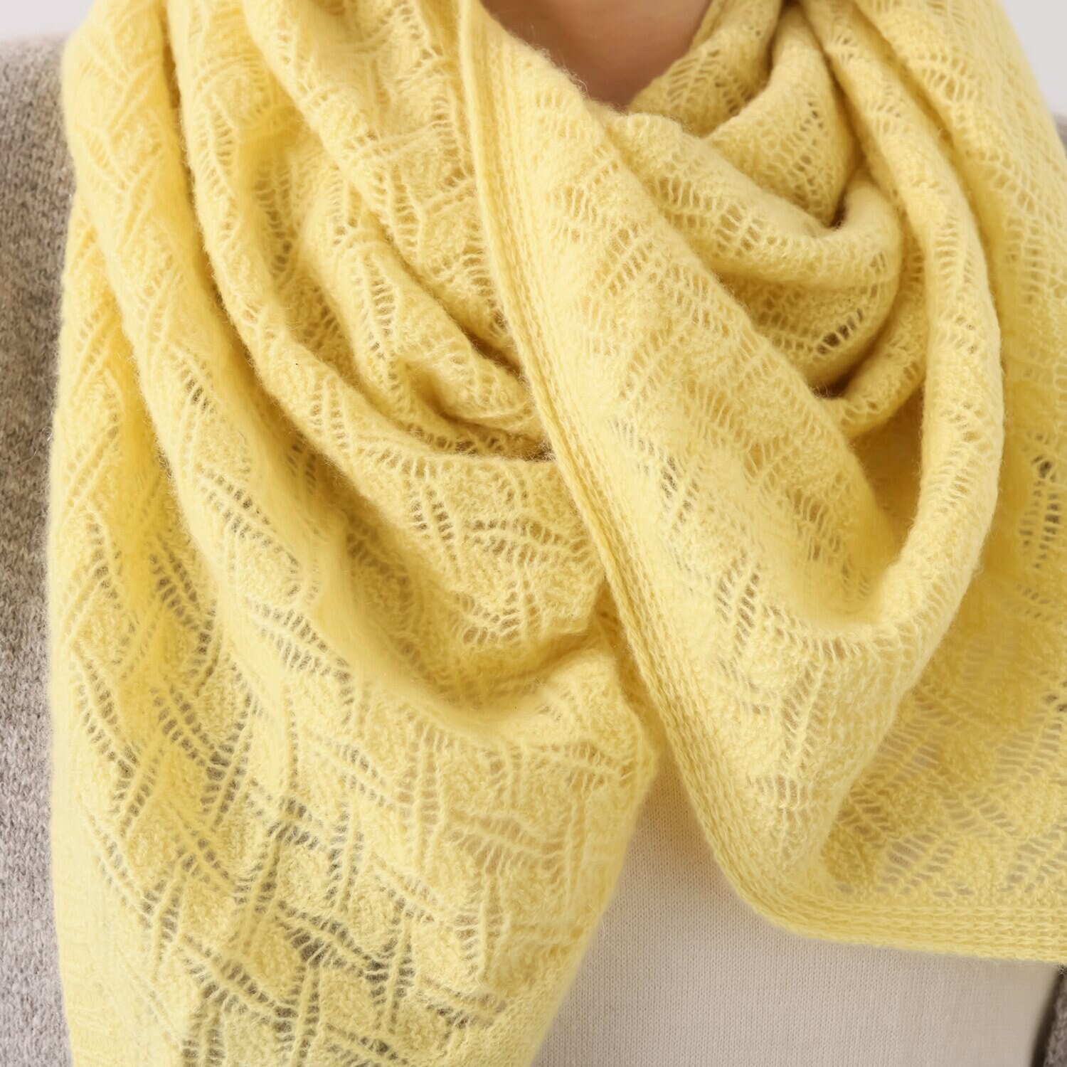 ルナルーチェ 内モンゴル産 カシミヤ１００％ レーシーニット スヌード