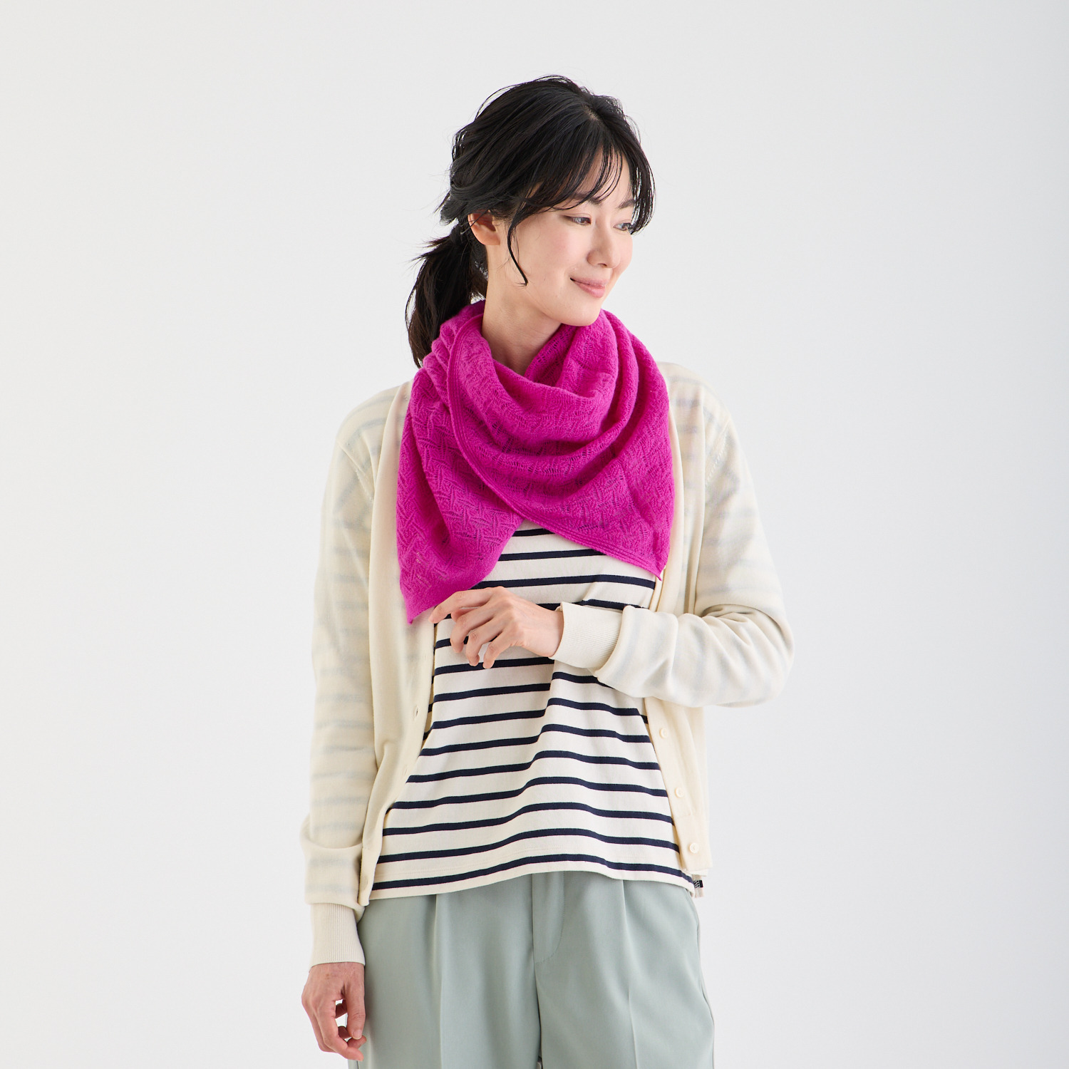 ルナルーチェ 内モンゴル産 カシミヤ１００％ レーシーニット スヌード