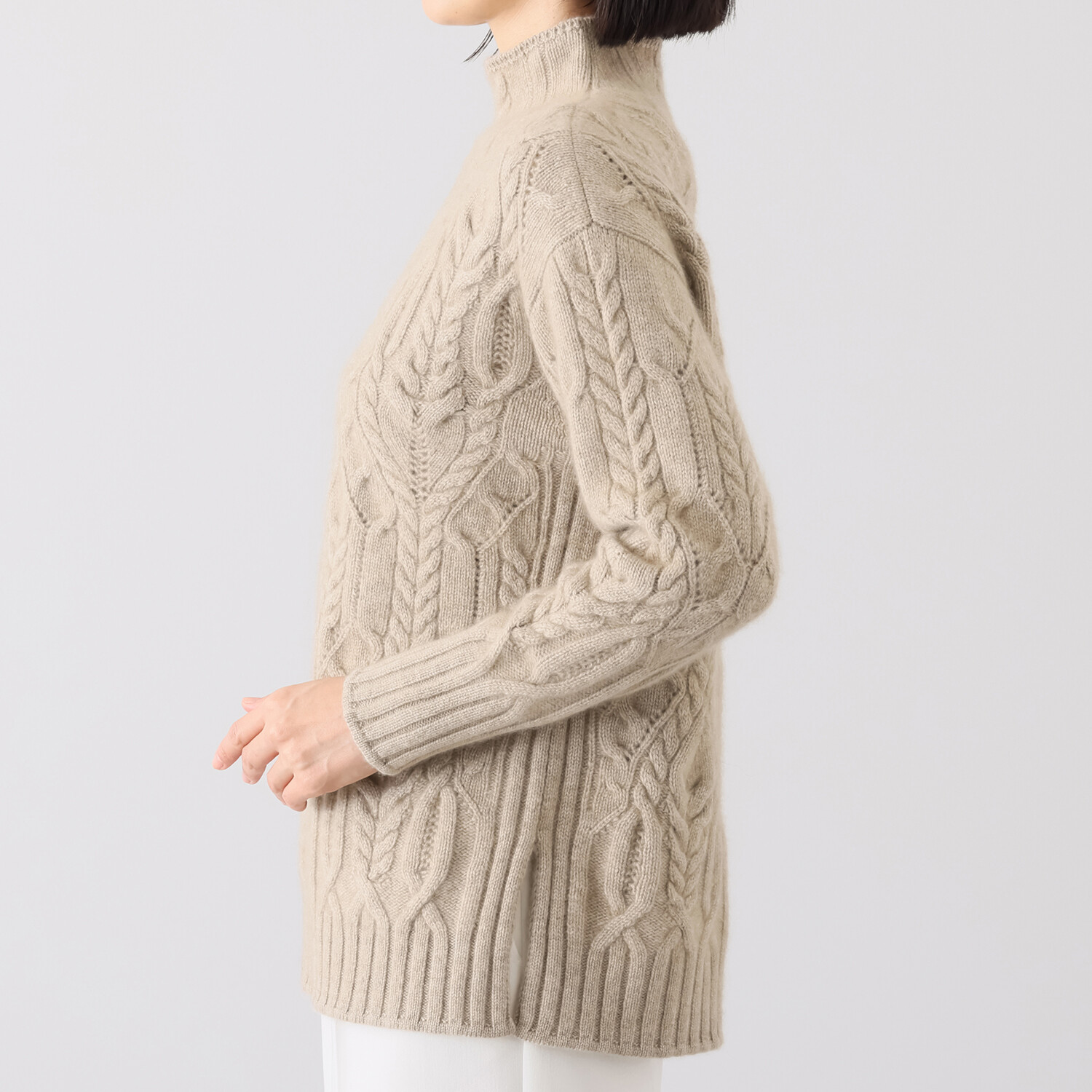 ネイチャーズ 無染色カシミヤ ケーブル編 ボトルネックプルオーバー