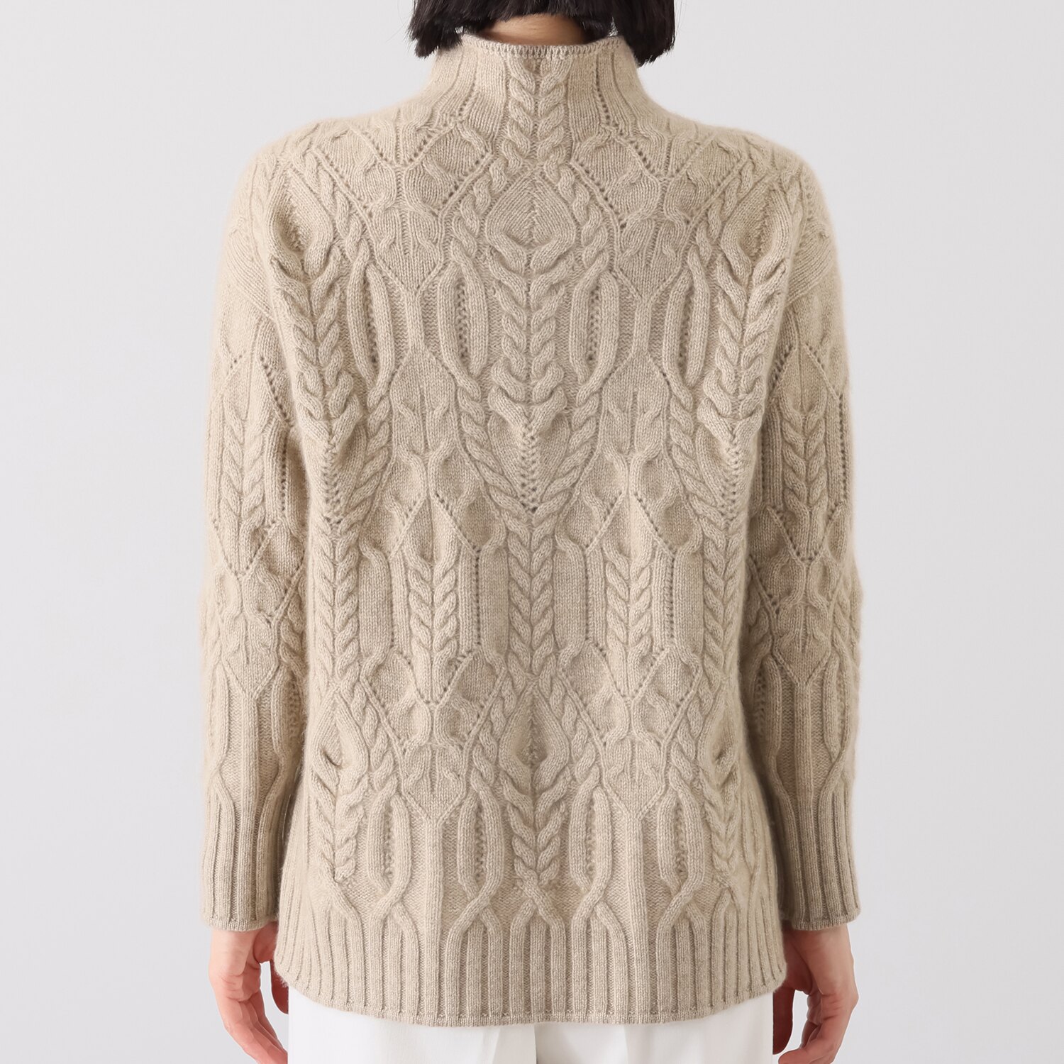 ネイチャーズ 無染色カシミヤ ケーブル編 ボトルネックプルオーバー