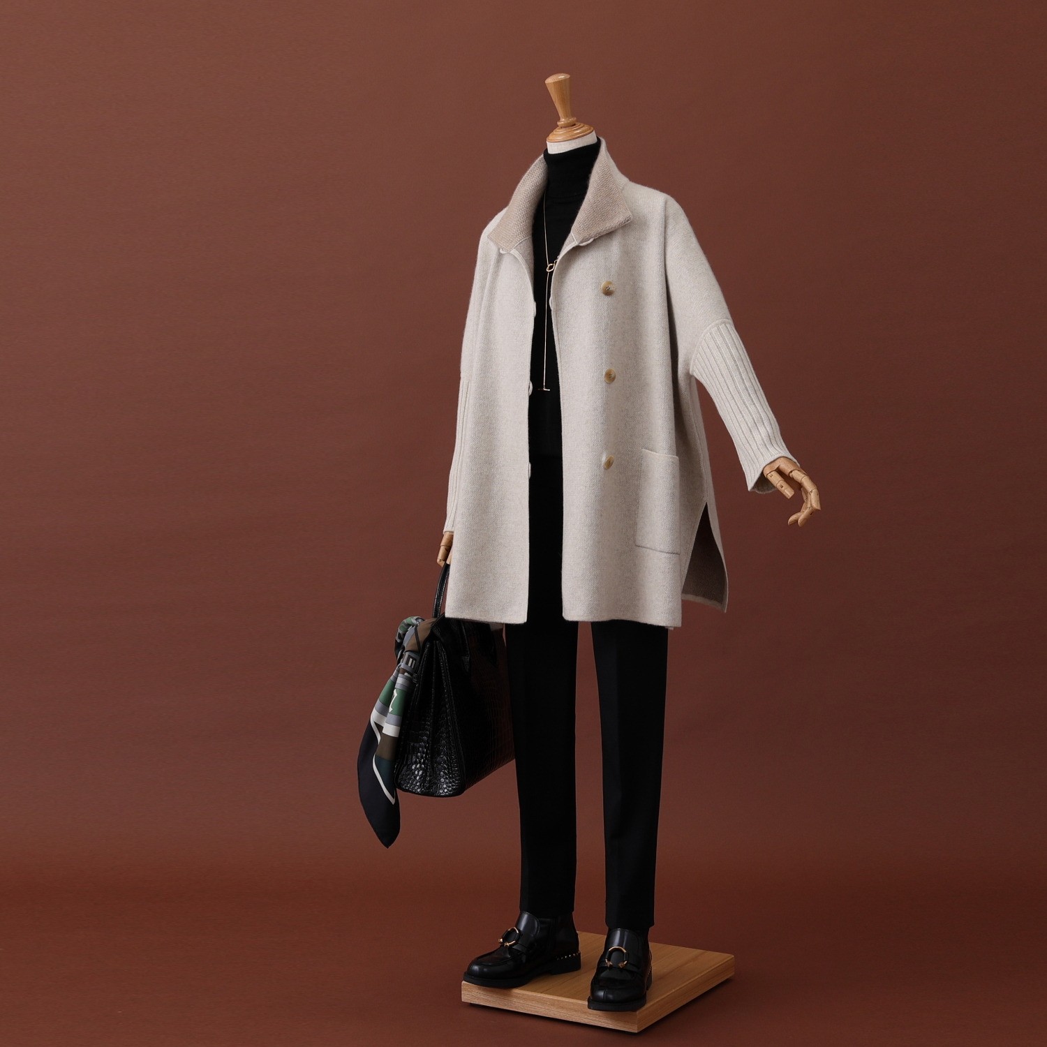 ネイチャーズ 無染色カシミヤ ダブルフェイス ポンチョ風コート