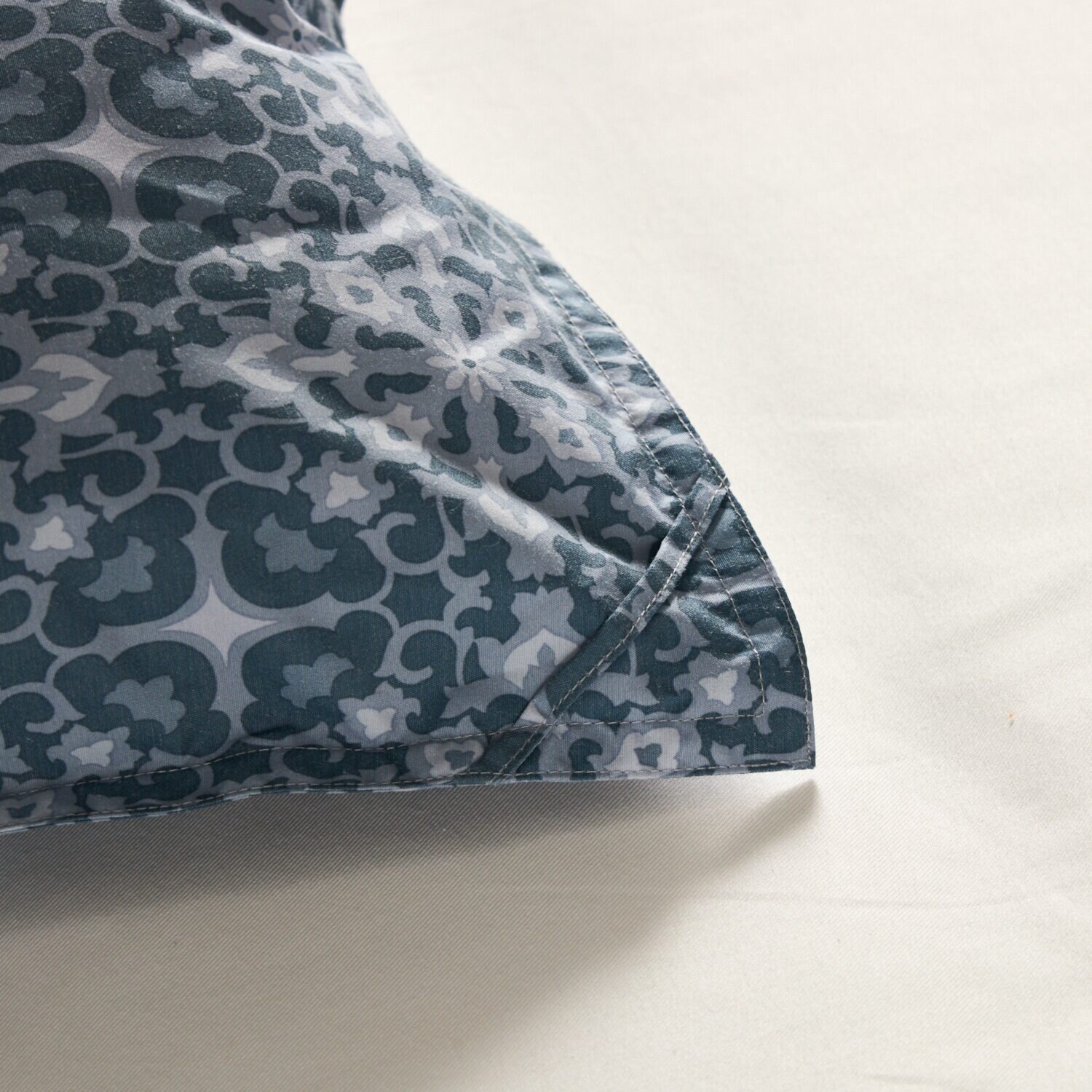 ｎｉｓｈｉｋａｗａ　西川 羽毛の王様 マザーグースダウン９３％ 日本製 防ダニ羽毛掛けふとん ＜シングル＞