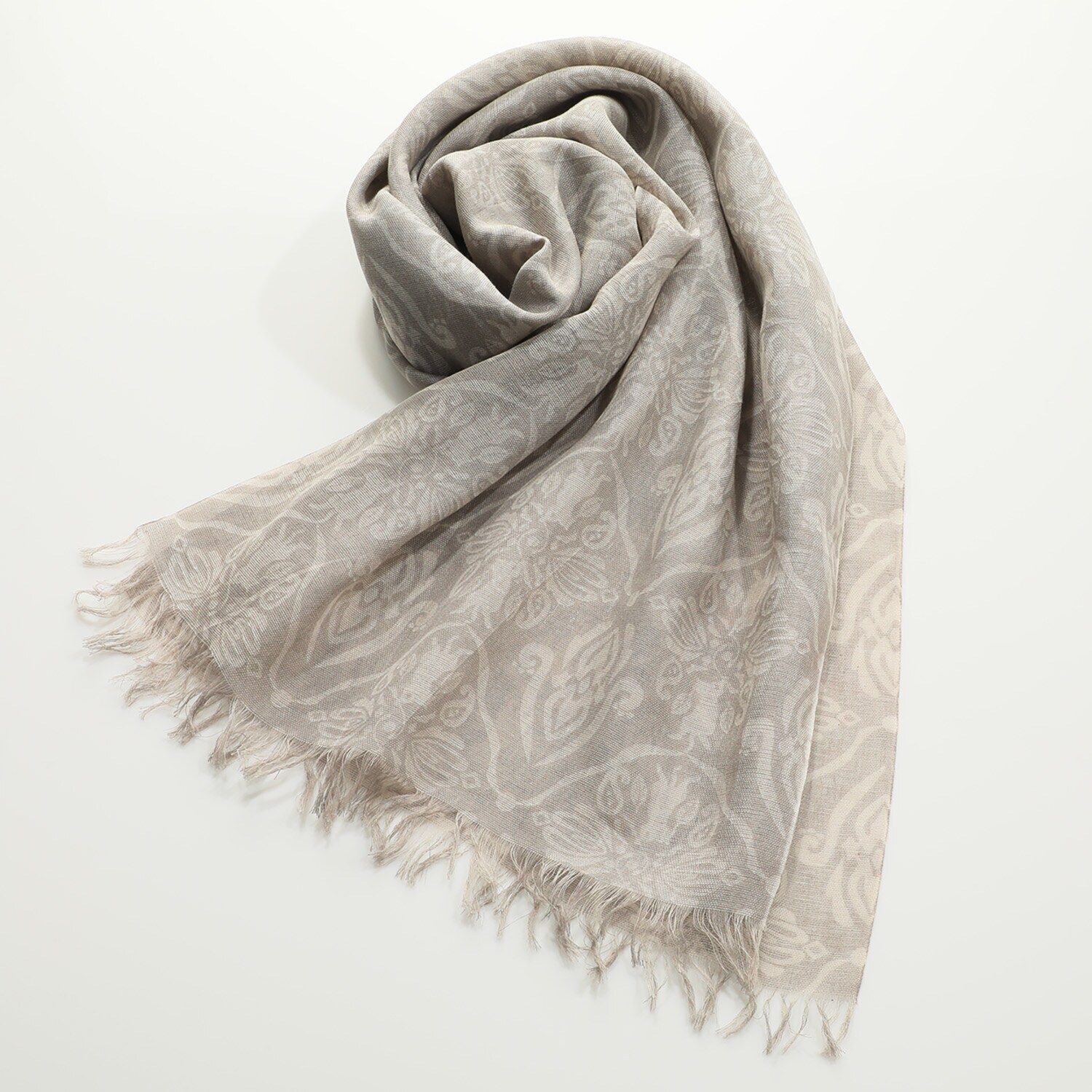 アオネコ 軽くて柔らかい シルク混スカーフ ＜保護ネコ寄付チケット 　４００円分付＞