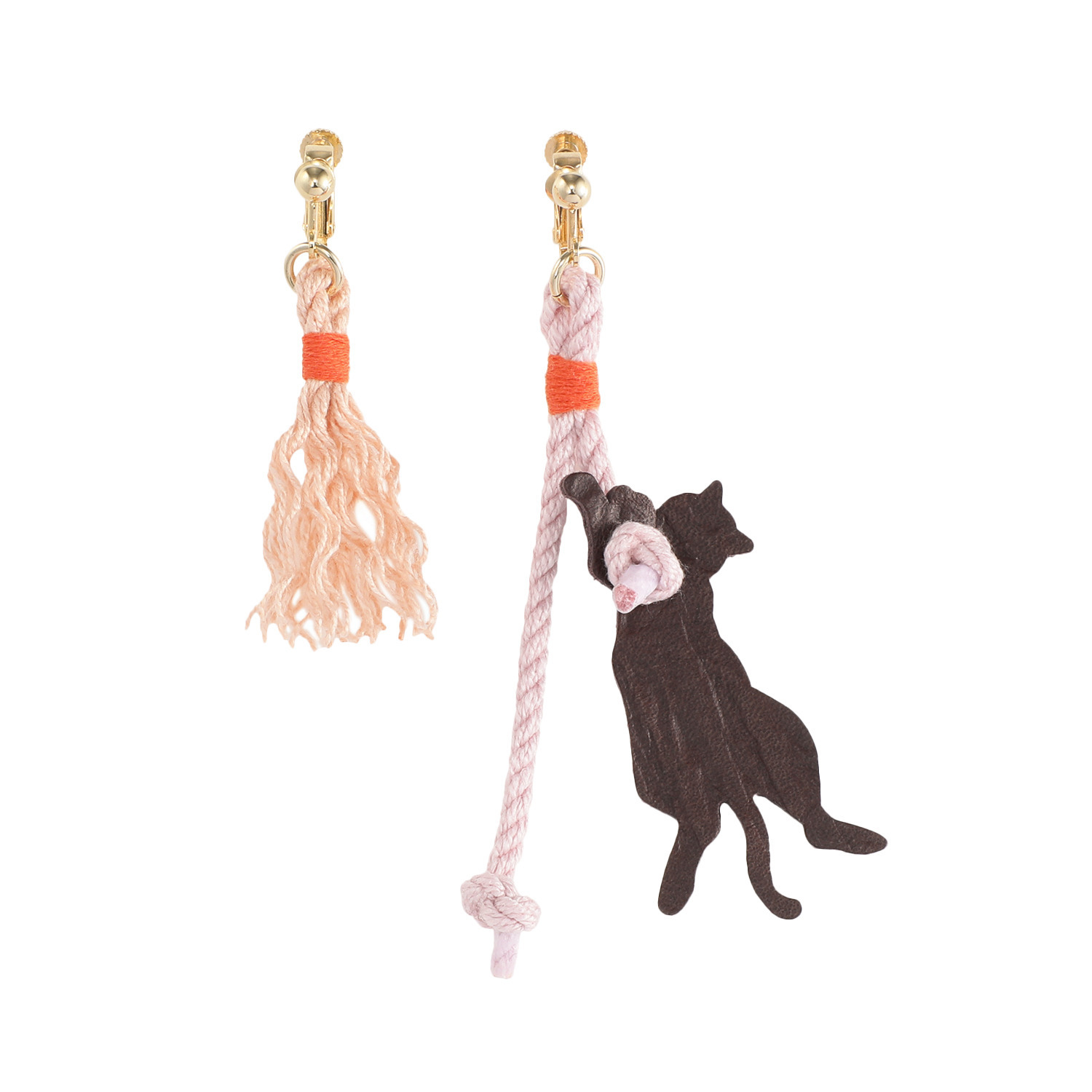 アオネコ 紐でじゃれる ネコイヤリング ＜保護ネコ寄付チケット 　２００円分付＞