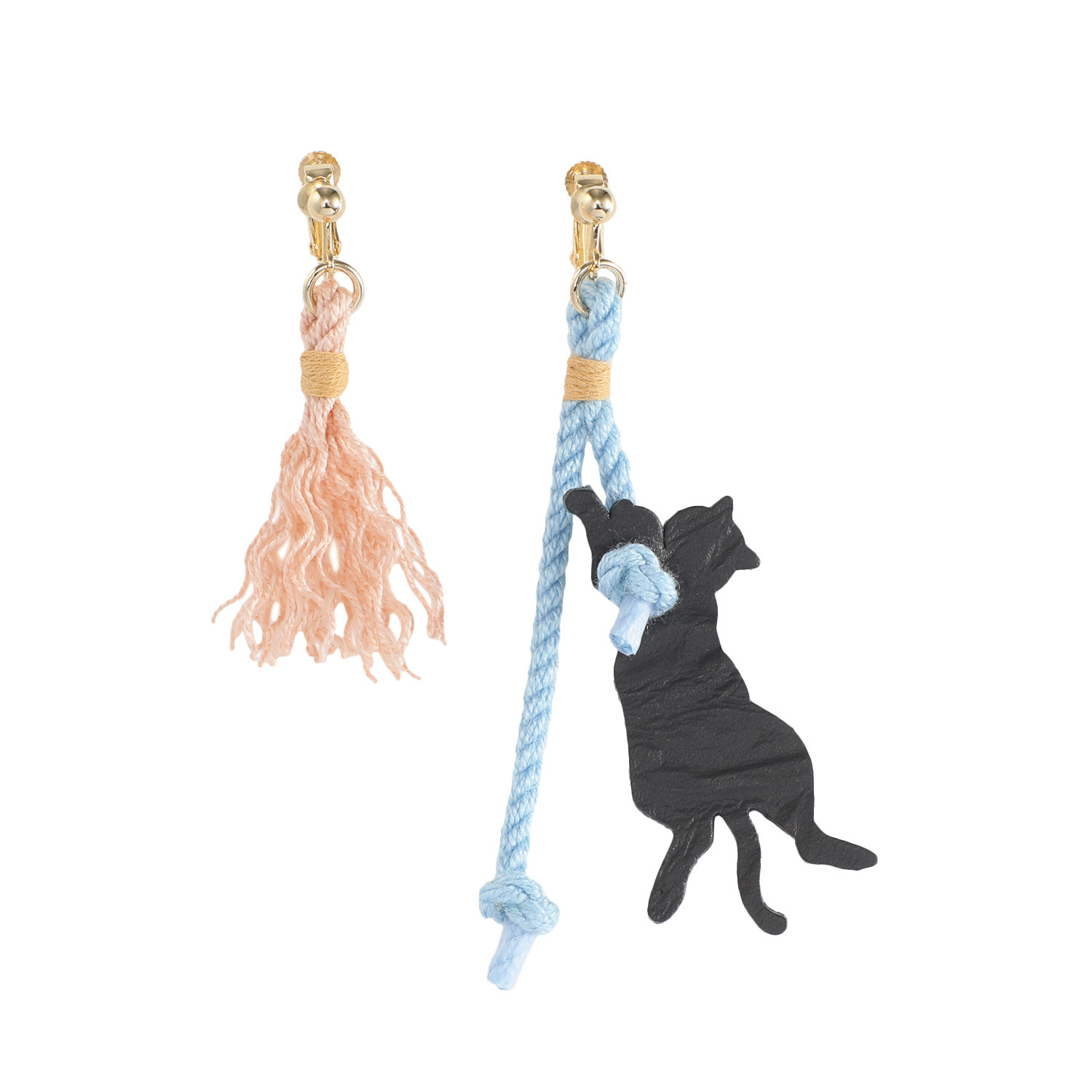 アオネコ 紐でじゃれる ネコイヤリング ＜保護ネコ寄付チケット 　２００円分付＞