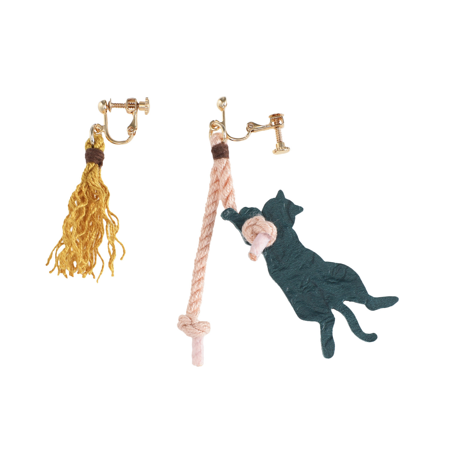 アオネコ 紐でじゃれる ネコイヤリング ＜保護ネコ寄付チケット 　２００円分付＞