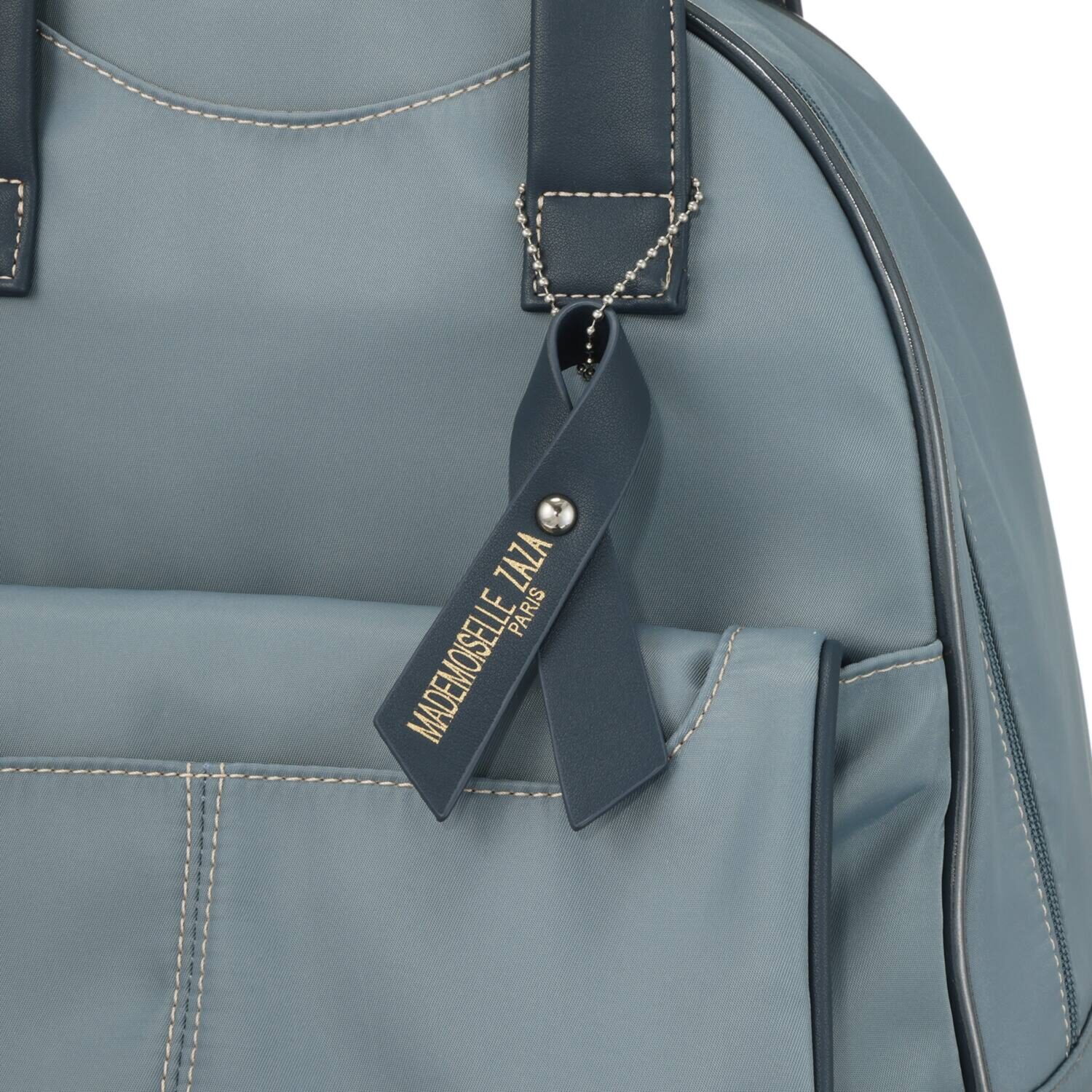 マドモワゼル　ザザ はっ水ナイロン ボストン型キャリーバッグ