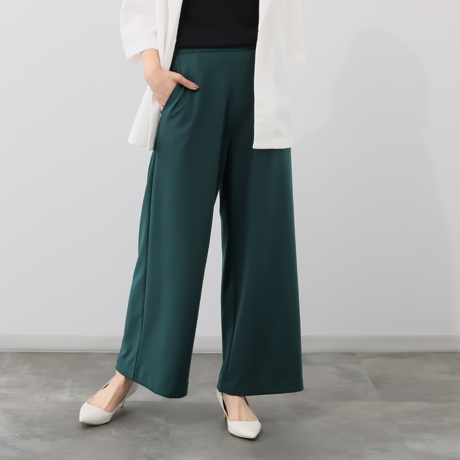 上質ごこち 極上のエレガントドレープ ワイドパンツ ＜股下６６ｃｍ＞