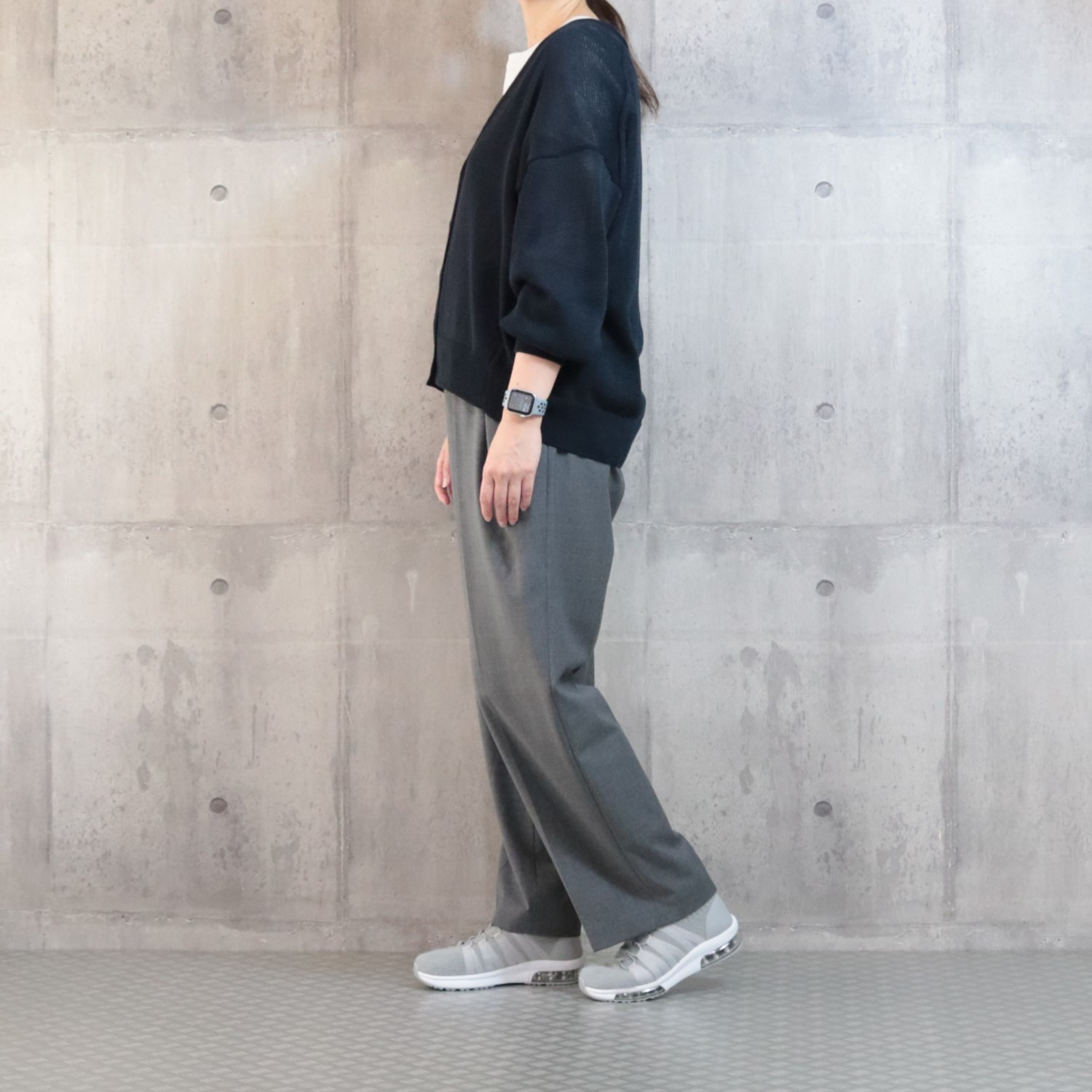 モズ ふわふわニット使用 ダブルエアソール 軽量スニーカー