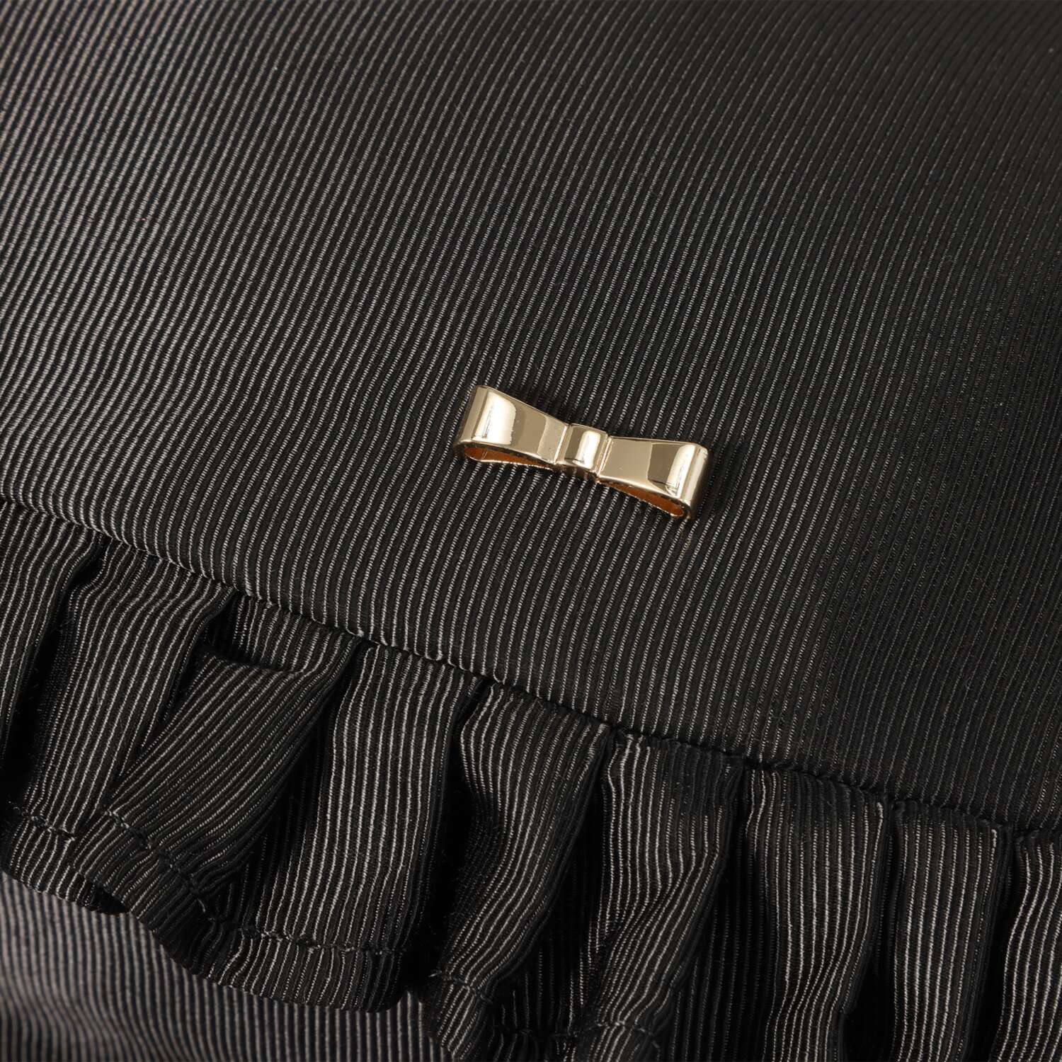 クーコ シャイニーグログラン マルチウェイ フリルバッグ