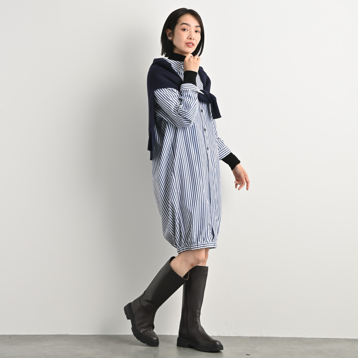 オン　ザ　エッジ ロゴアクセント ダブルジャガード なめらかな肌触り クルーネックプルオーバー