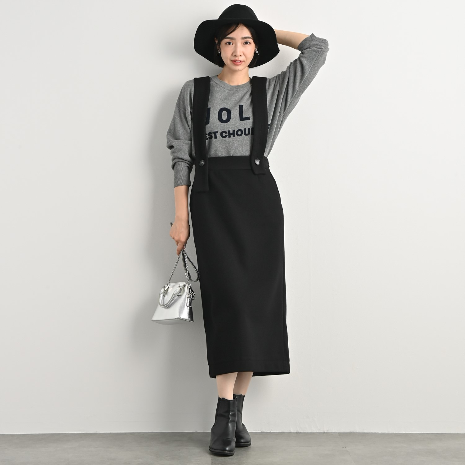 オン　ザ　エッジ ロゴアクセント ダブルジャガード なめらかな肌触り クルーネックプルオーバー