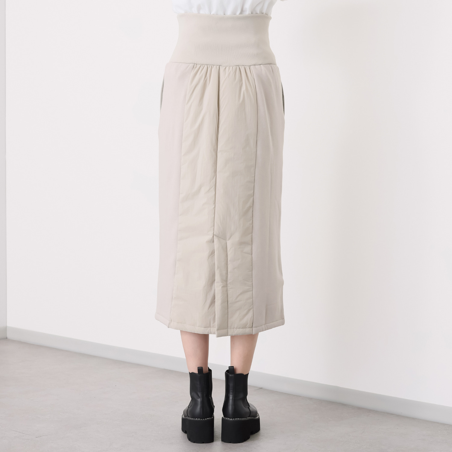 キノウ バイ　ヨーコモリモト 中綿キルトと極上裏起毛で 暖かくおしゃれに軽快に Ｉラインロングスカート