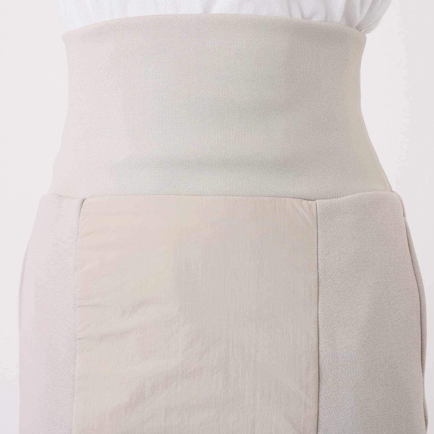 キノウ バイ　ヨーコモリモト 中綿キルトと極上裏起毛で 暖かくおしゃれに軽快に Ｉラインロングスカート