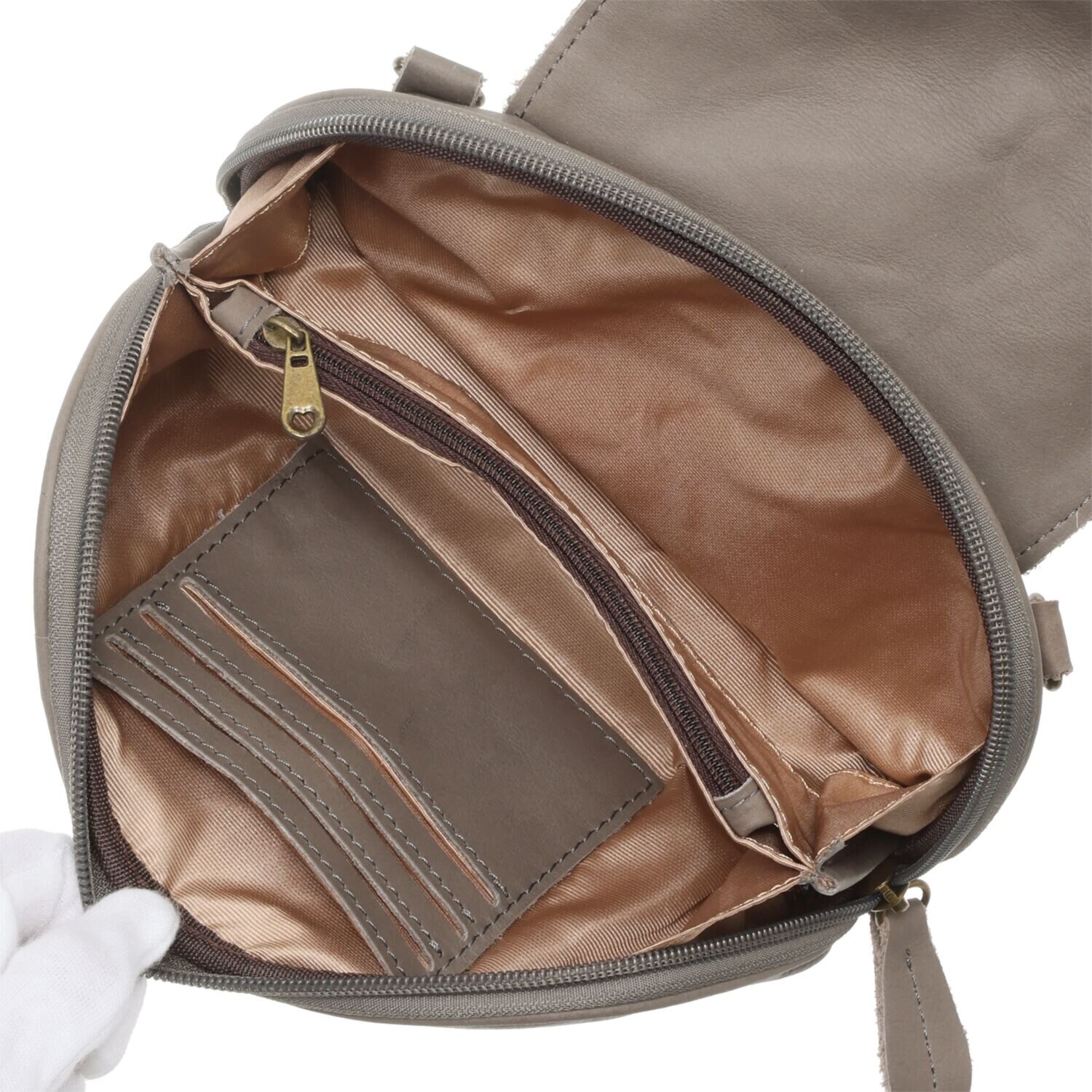 エスタシオン 本革 ショルダーポーチ