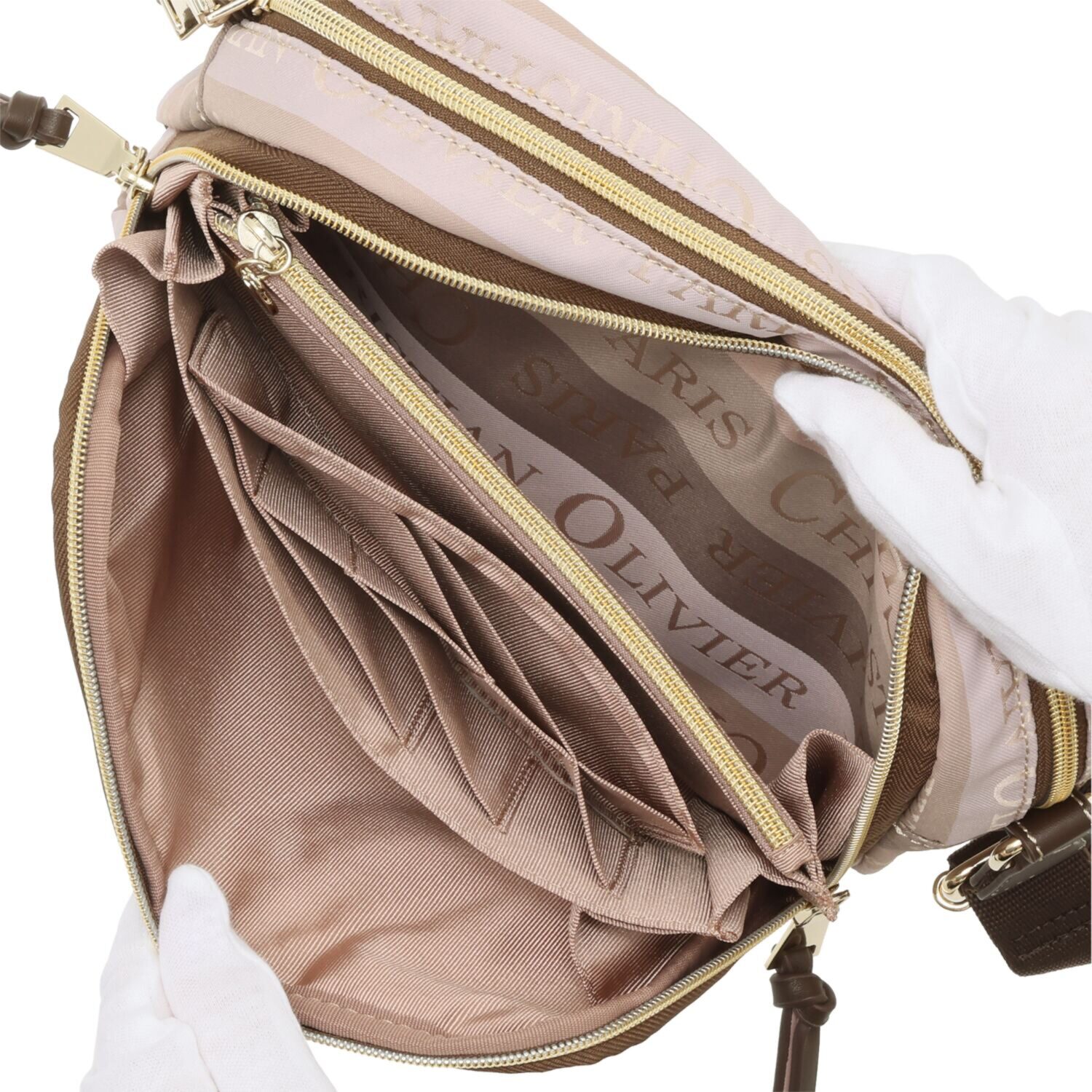 クリスチャン　オリビエ はっ水ジャガード ボーダー柄 マルチ機能付 ショルダーバッグ