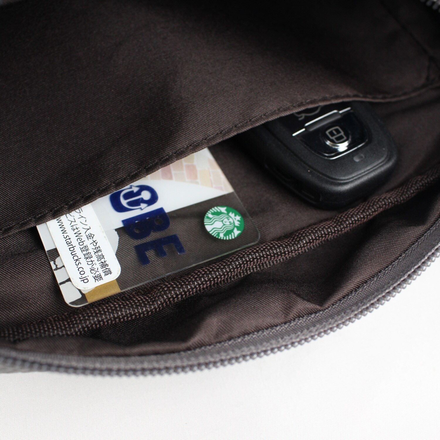 リズデイズ フェイクレザー ラウンド ミニショルダーバッグ