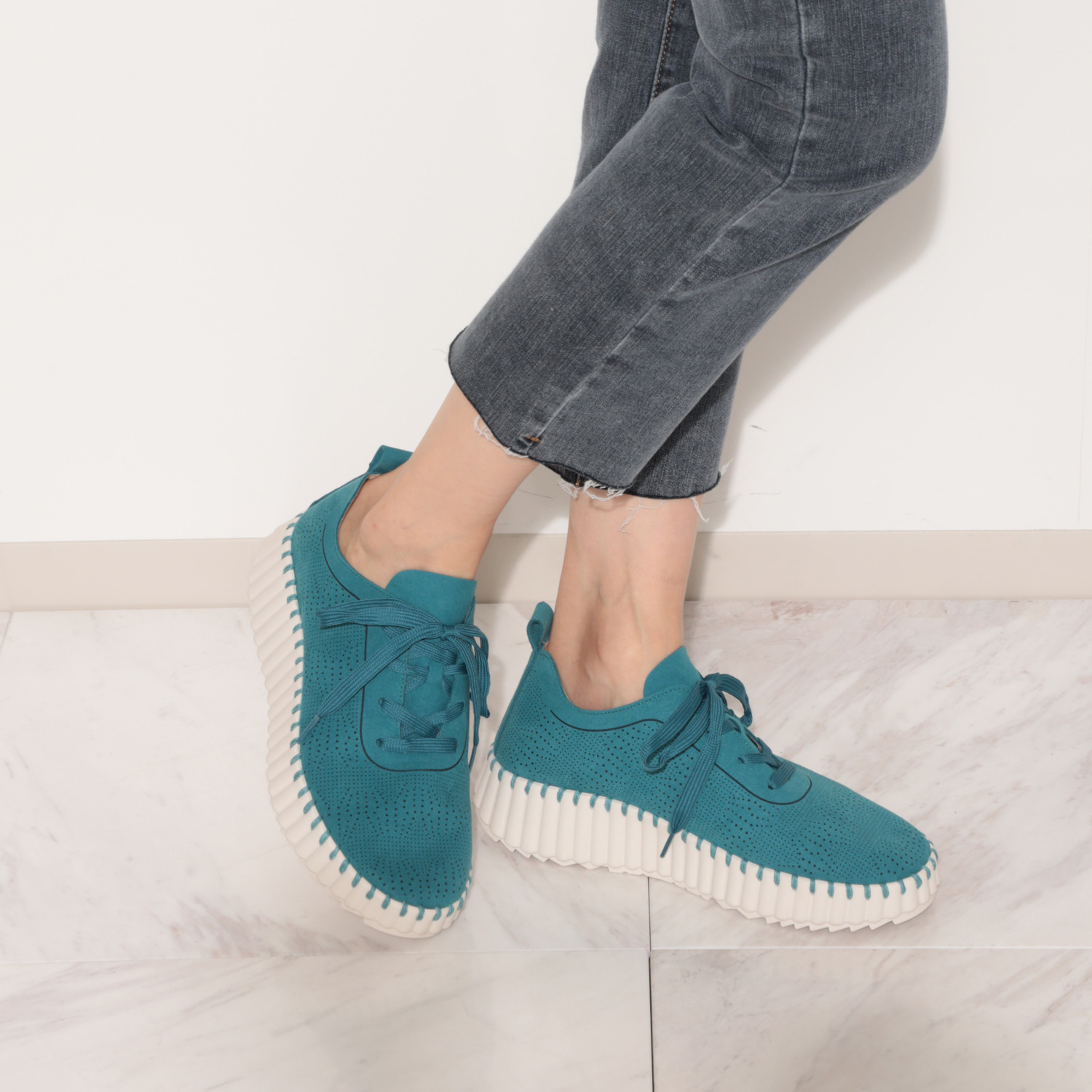 ミライアルキ 洗えて柔らか！ レースアップ 厚底コンフォートシューズ