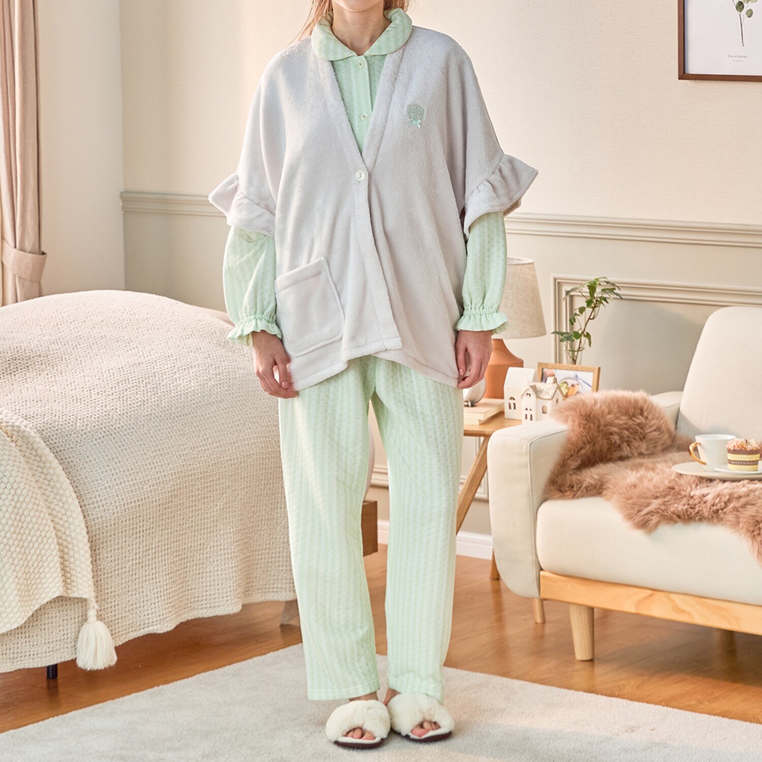 ナルエー ソフティスノーガウン＆ 中綿入り・コットン混 接結ストライプパジャマ