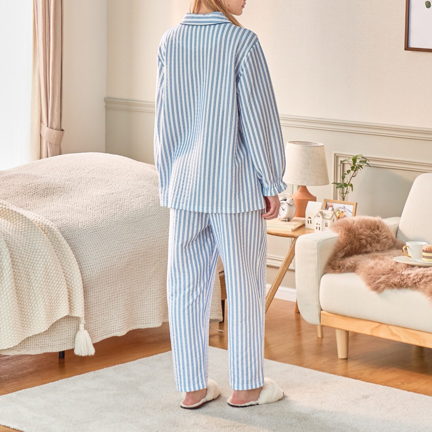 ナルエー ソフティスノーガウン＆ 中綿入り・コットン混 接結ストライプパジャマ