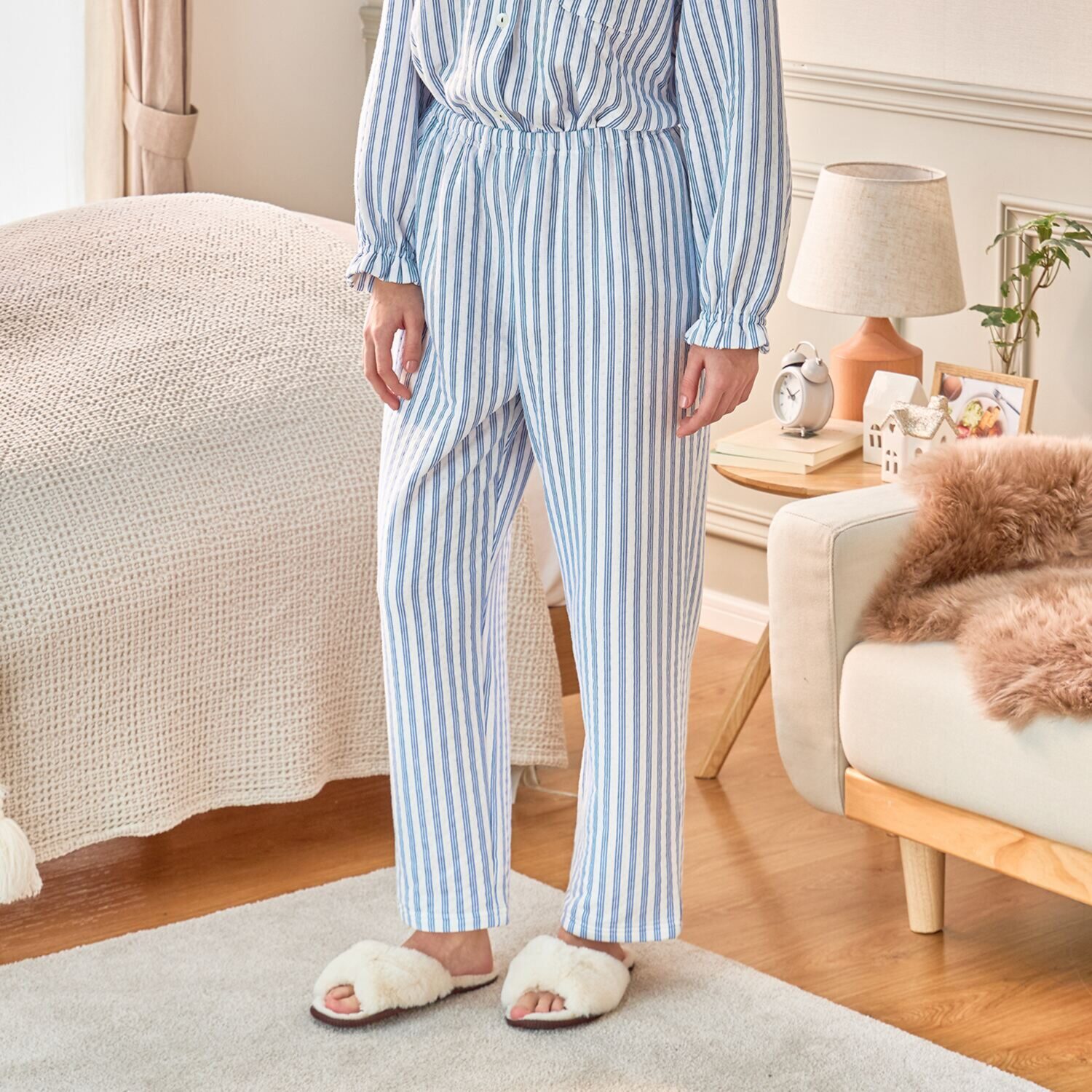 ナルエー ソフティスノーガウン＆ 中綿入り・コットン混 接結ストライプパジャマ