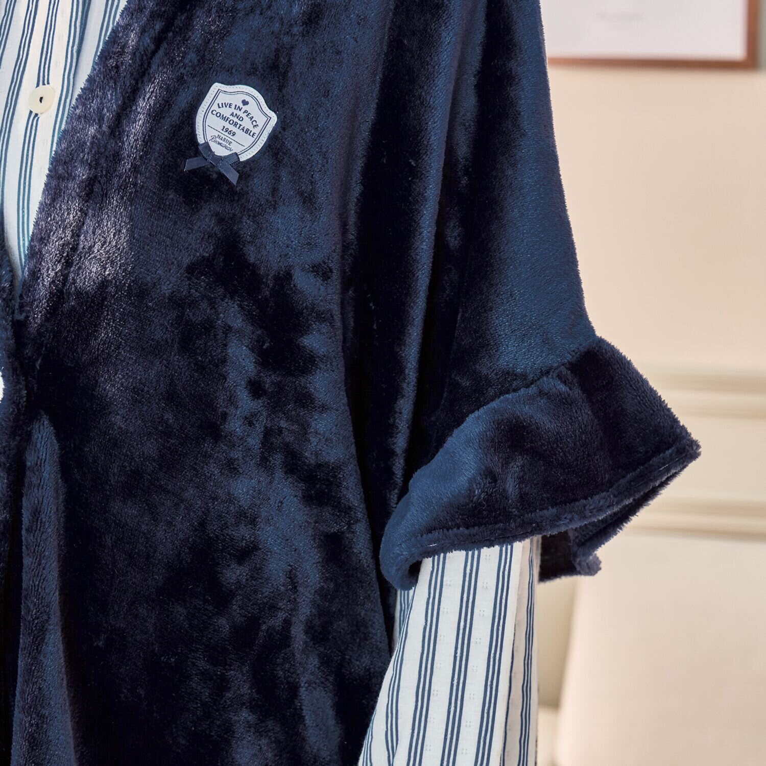 ナルエー ソフティスノーガウン＆ 中綿入り・コットン混 接結ストライプパジャマ