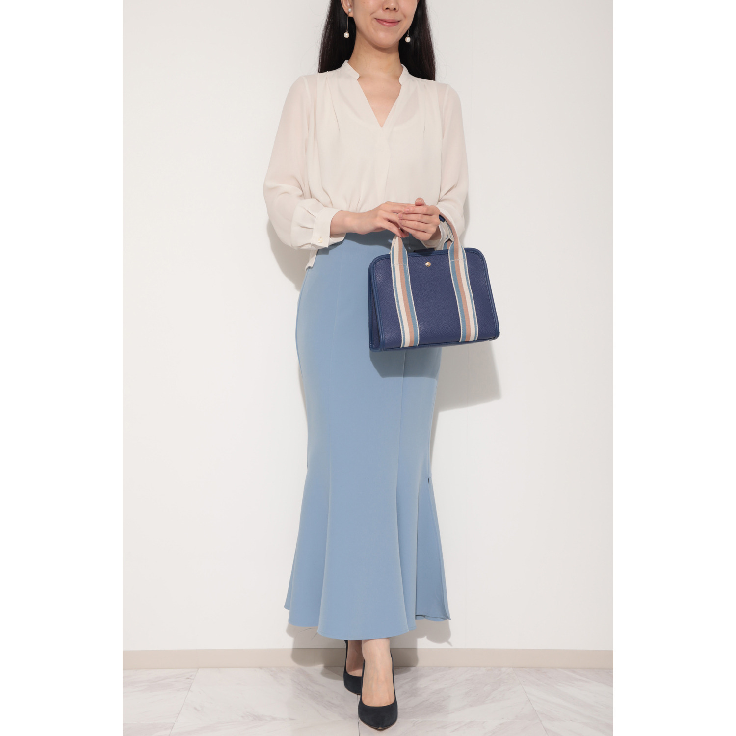 ラルジュ フェイクレザー テープアクセント ２ウェイトートバッグ