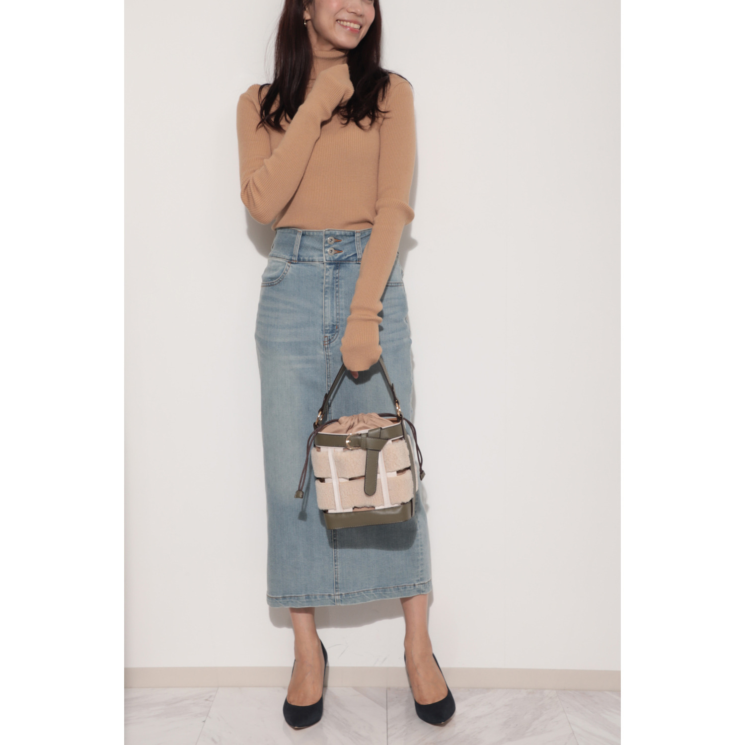 ラルジュ 巾着付 ボア ベルトアクセント ２ウェイバッグ