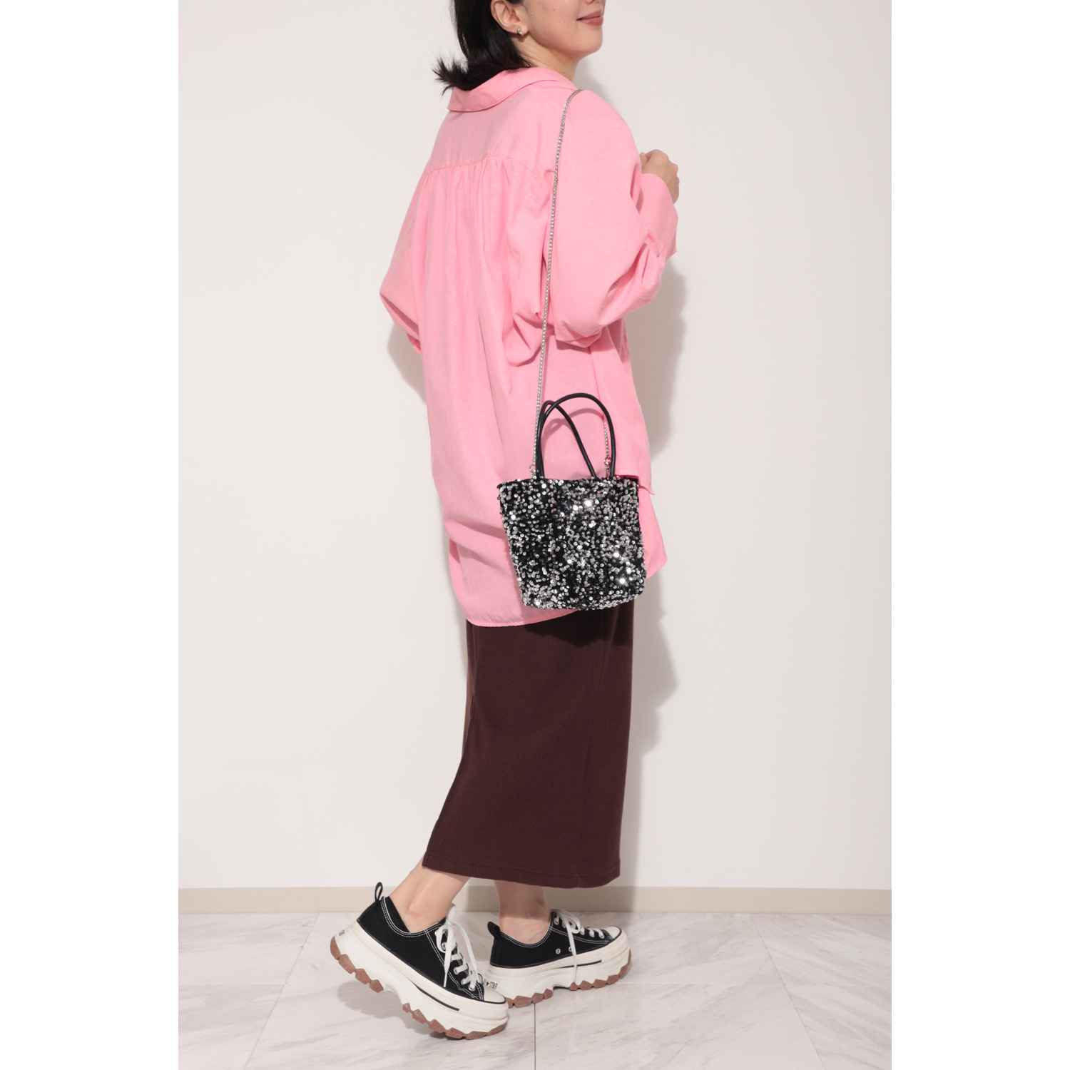 ラルジュ チェーンストラップ付 スパンコールバッグ