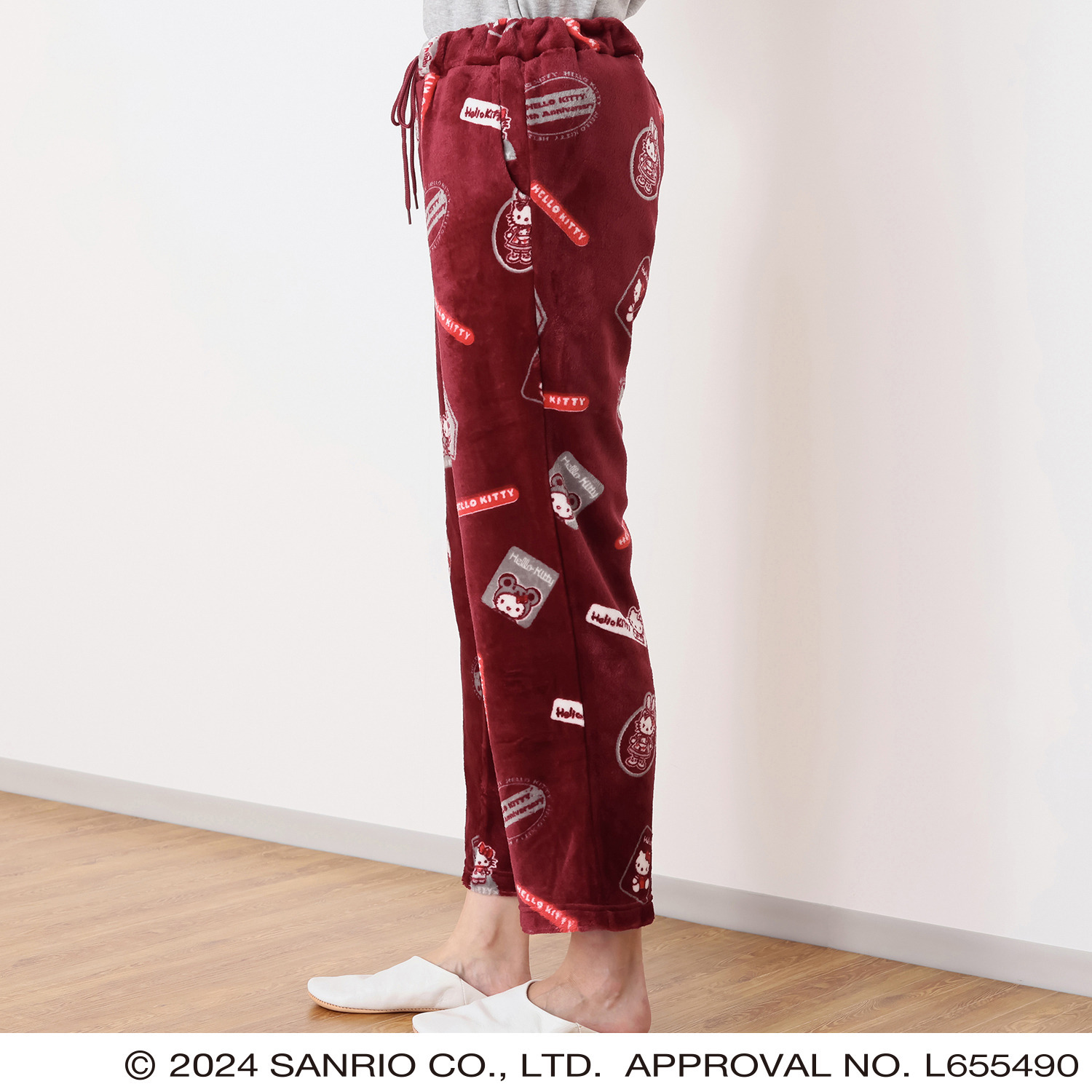 ハローキティ ５０周年アニバーサリー スペシャルデザイン ルームウェア上下セット