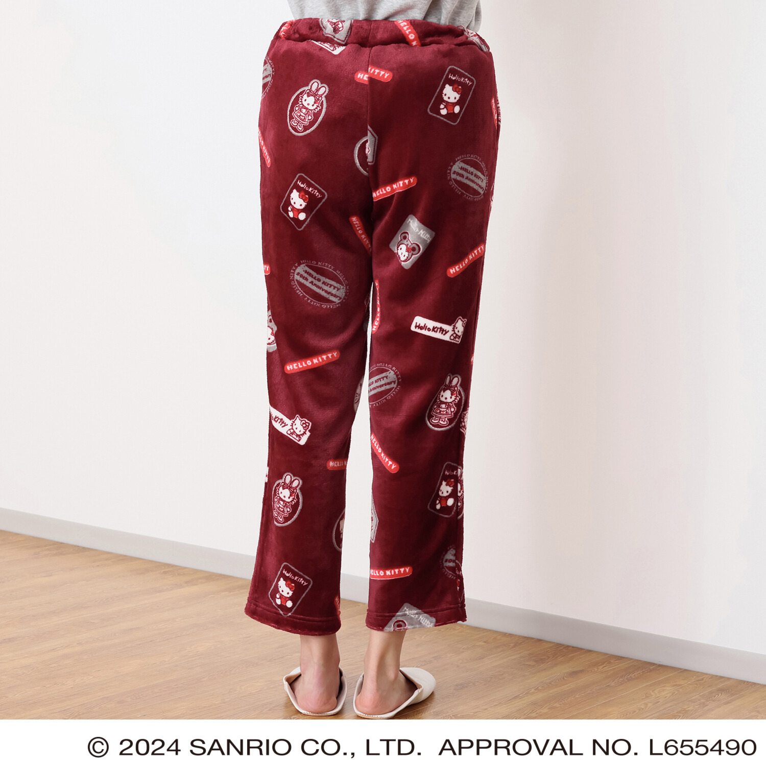 ハローキティ ５０周年アニバーサリー スペシャルデザイン ルームウェア上下セット