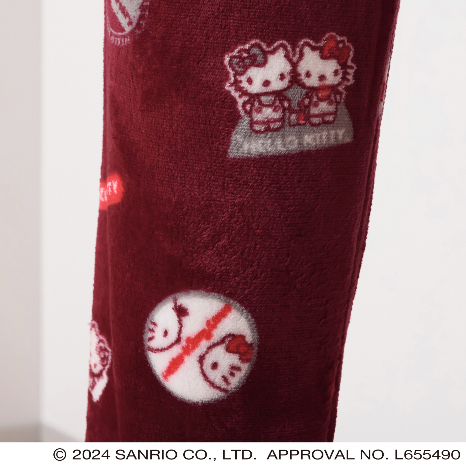 ハローキティ ５０周年アニバーサリー スペシャルデザイン ルームウェア上下セット