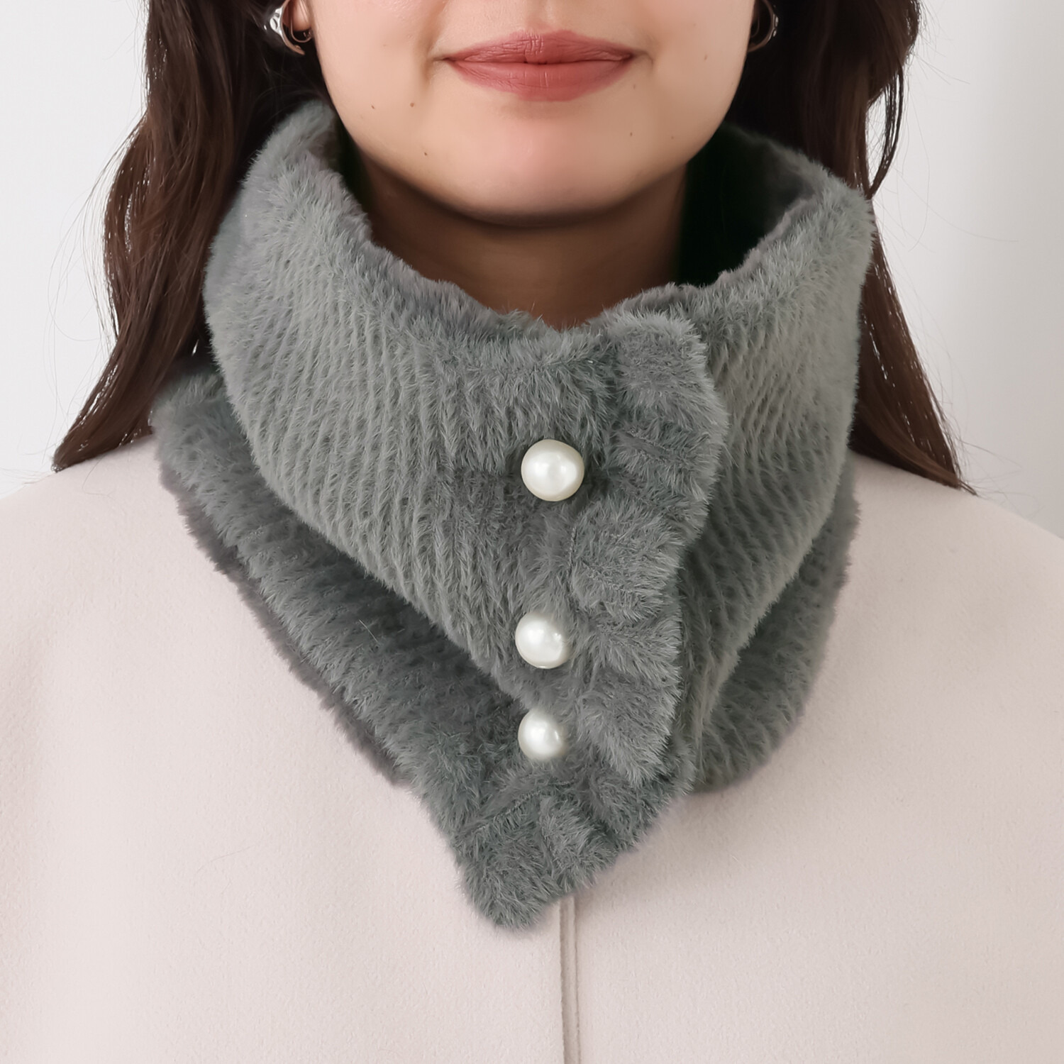 うらぽか パールビジュウ フリルネックウォーマー