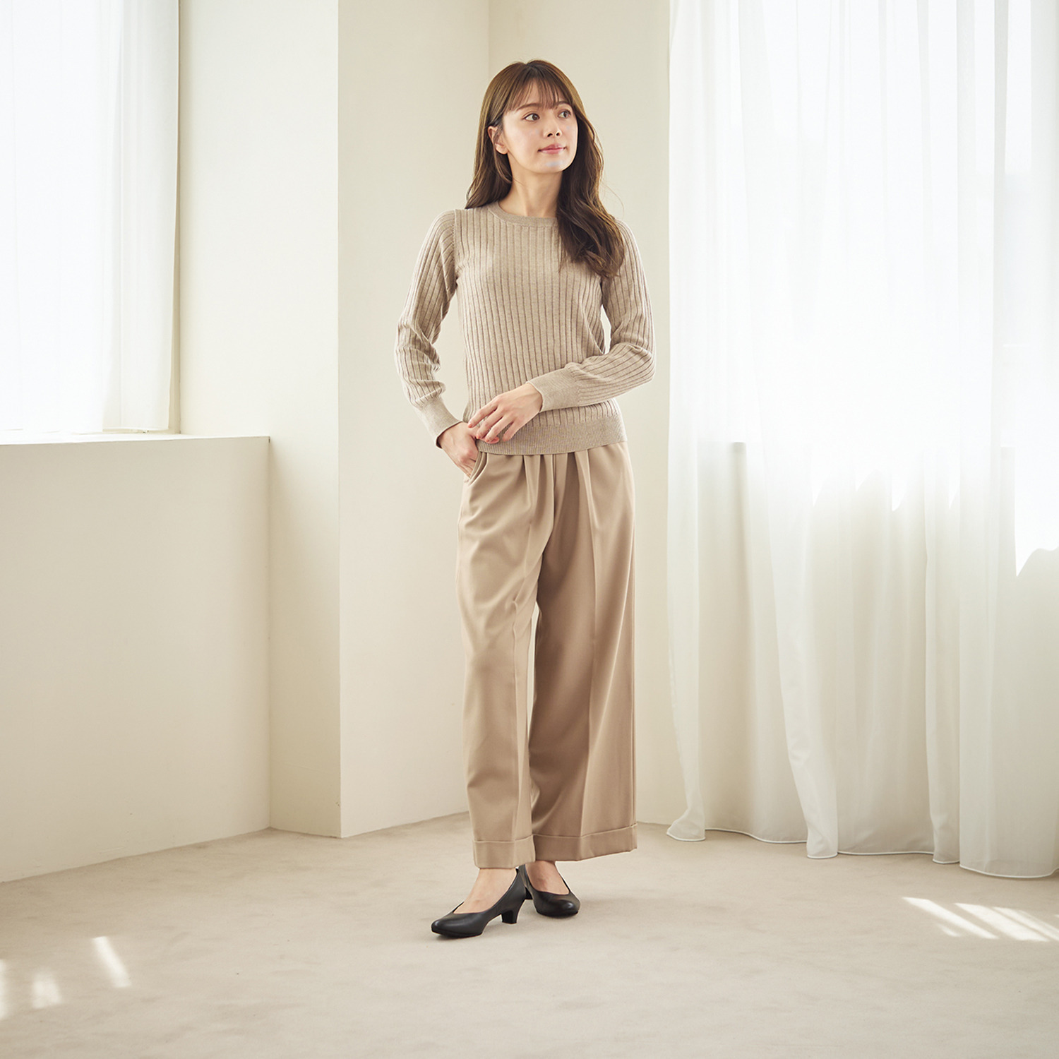 シェルシェエトワール メイドイン東京 はっ水 レザー柔らか仕立て ４ｃｍヒール あか抜けパンプス