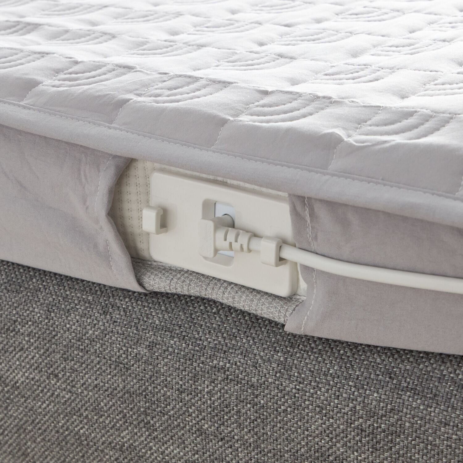 ＹＡＭＡＺＥＮ 快適温度を指定！ 静音構造のファンが 空気の流れを作り出す コンフォート エアマットレス ＜シングル＞