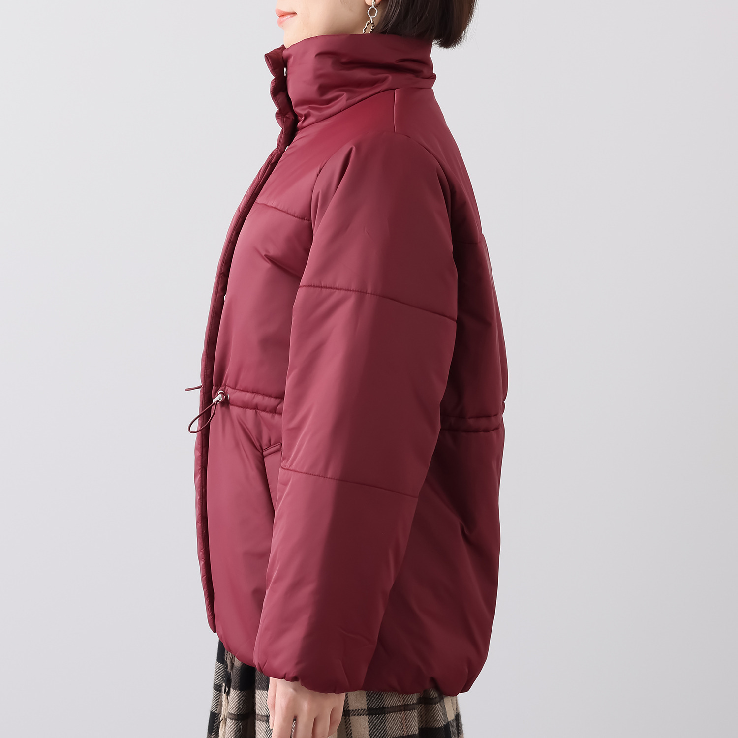 サーモア 暖かく、軽やか ミディアム丈 中綿キルティング ハイカラーコート