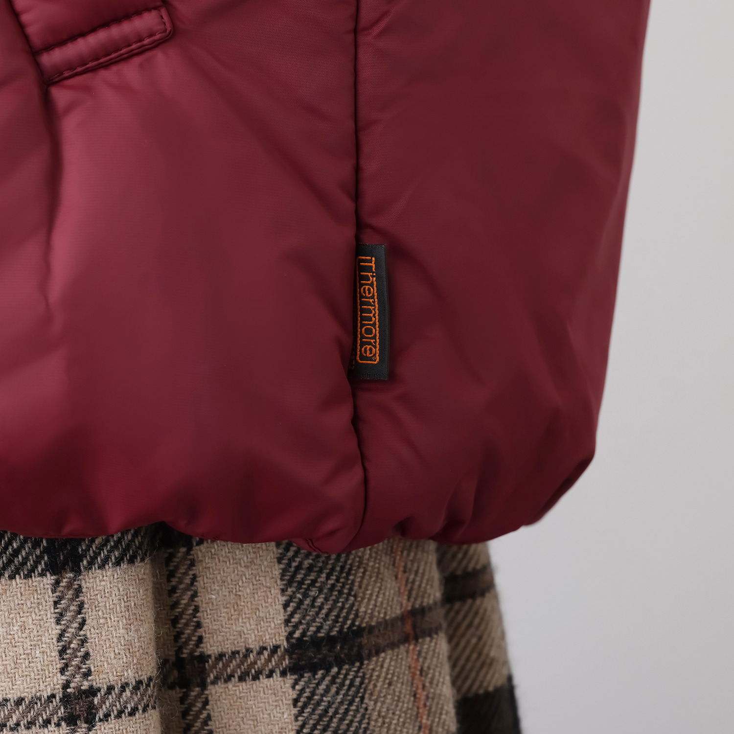 サーモア 暖かく、軽やか ミディアム丈 中綿キルティング ハイカラーコート