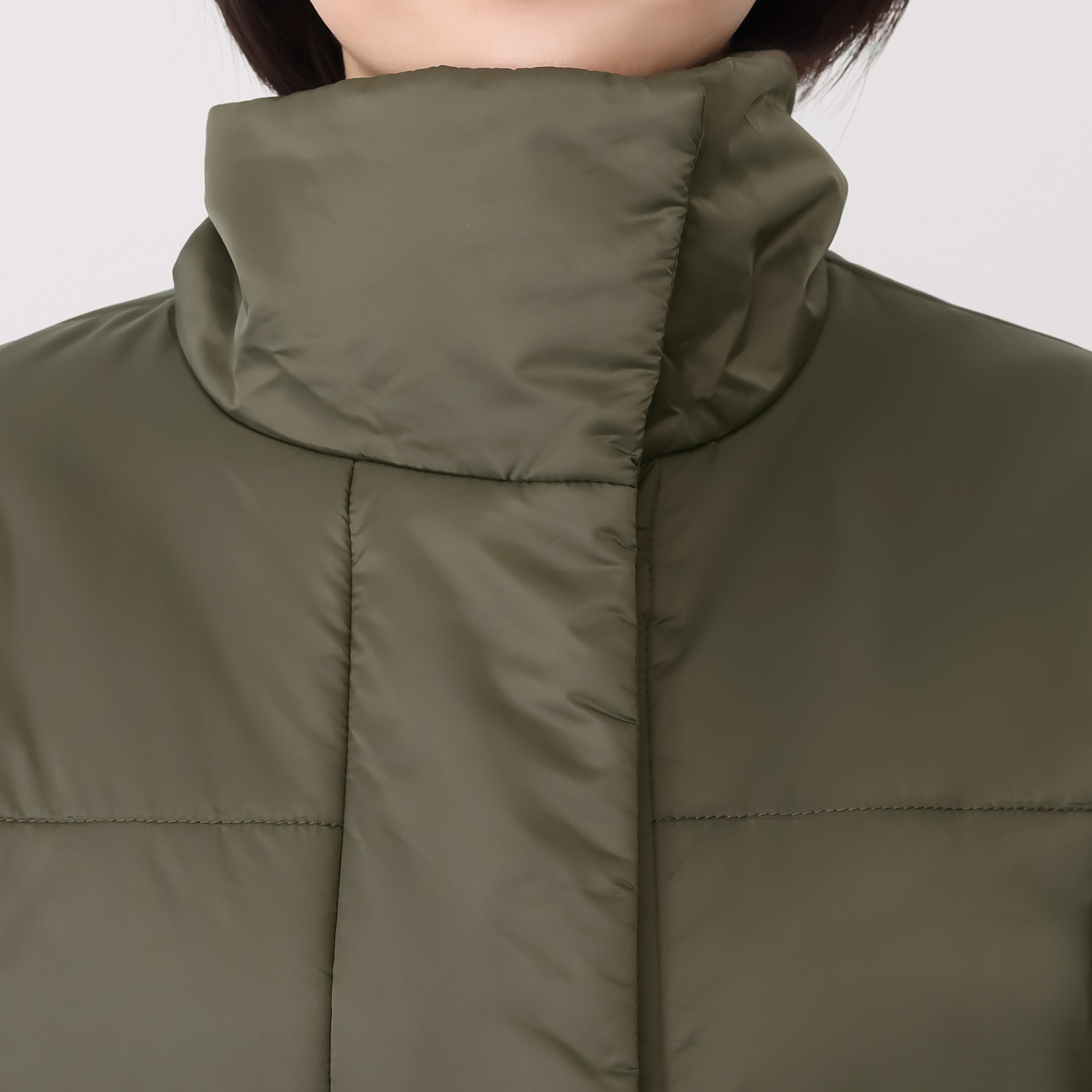 サーモア 暖かく、軽やか ミディアム丈 中綿キルティング ハイカラーコート