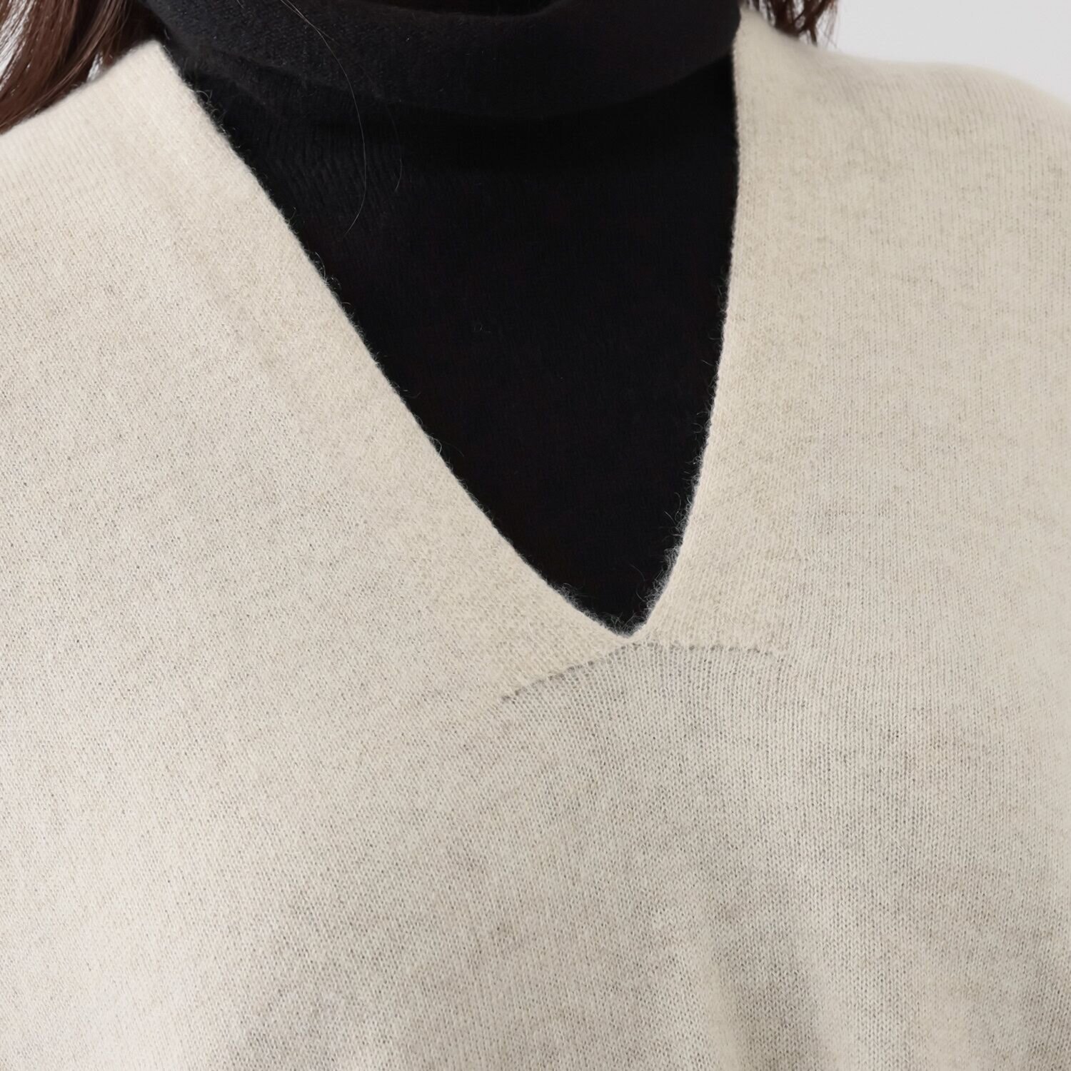 ナチュラム 内モンゴル産 カシミヤ１００％ シルエットが美しい ポンチョベスト