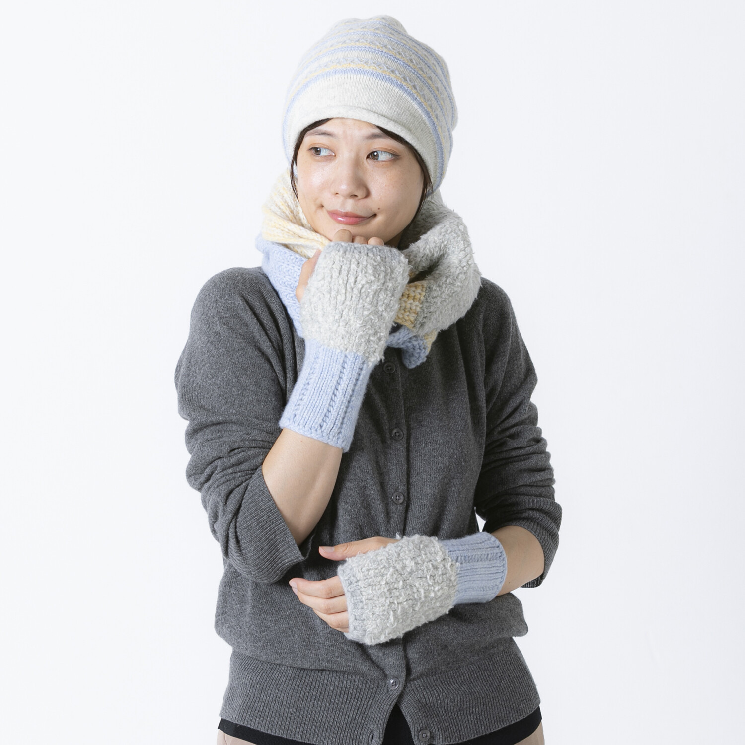 ベル・モード 日本製 タスマニアラムウール混 ファー加工アクセント アームウォーマー