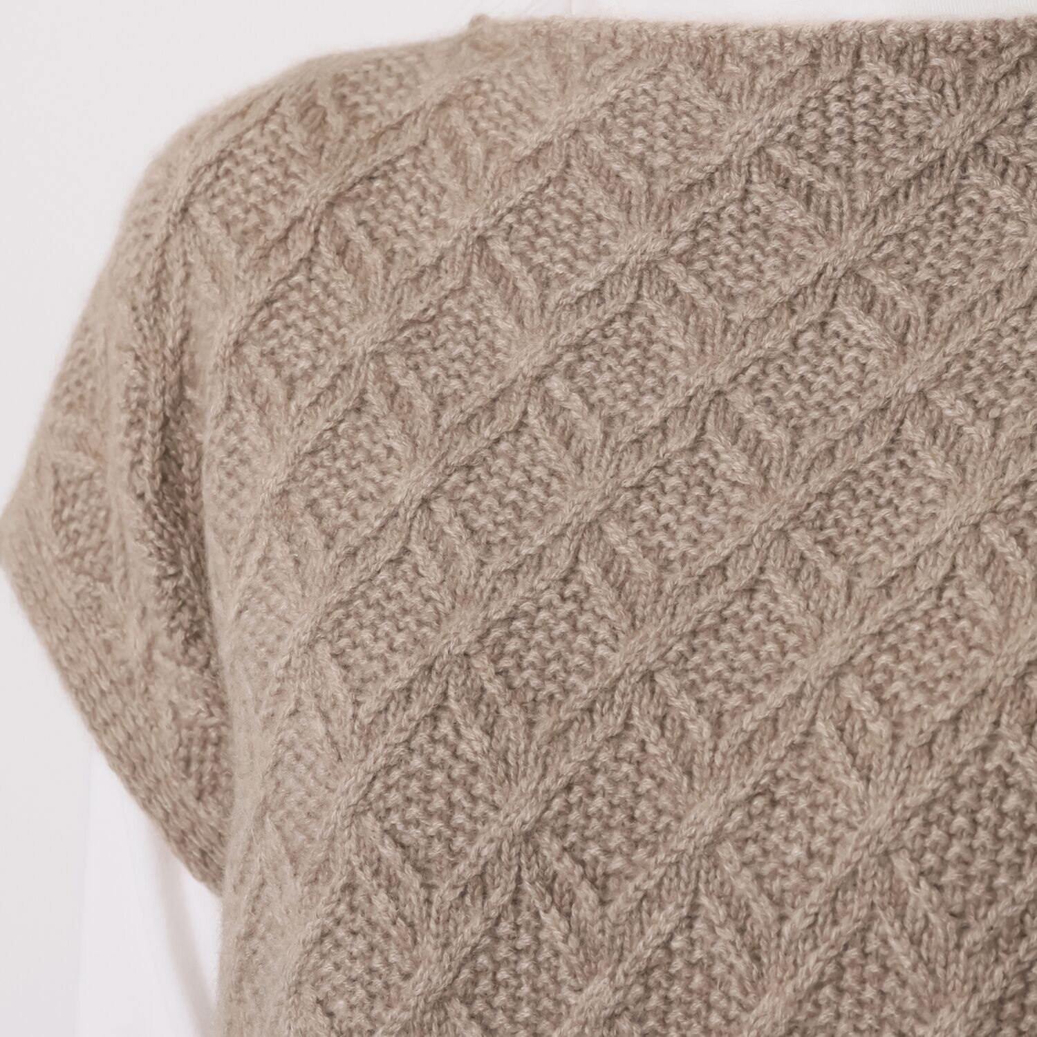 エウラーカ 日本製 カシミヤ１００％ フラワーバスケット柄× 鹿の子柄 ２ウェイポンチョ