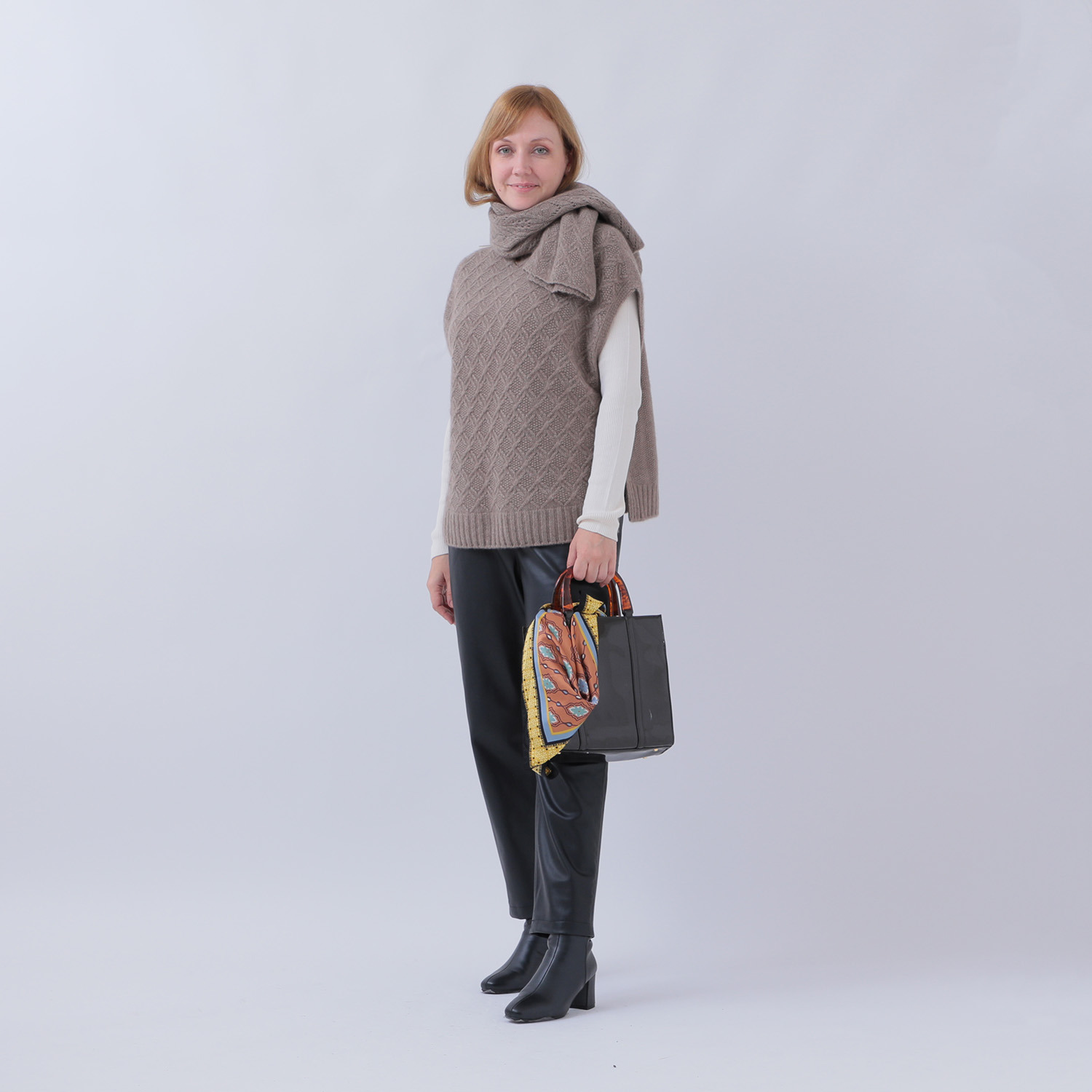 エウラーカ 日本製 カシミヤ１００％ フラワーバスケット柄× 鹿の子柄 ２ウェイポンチョ