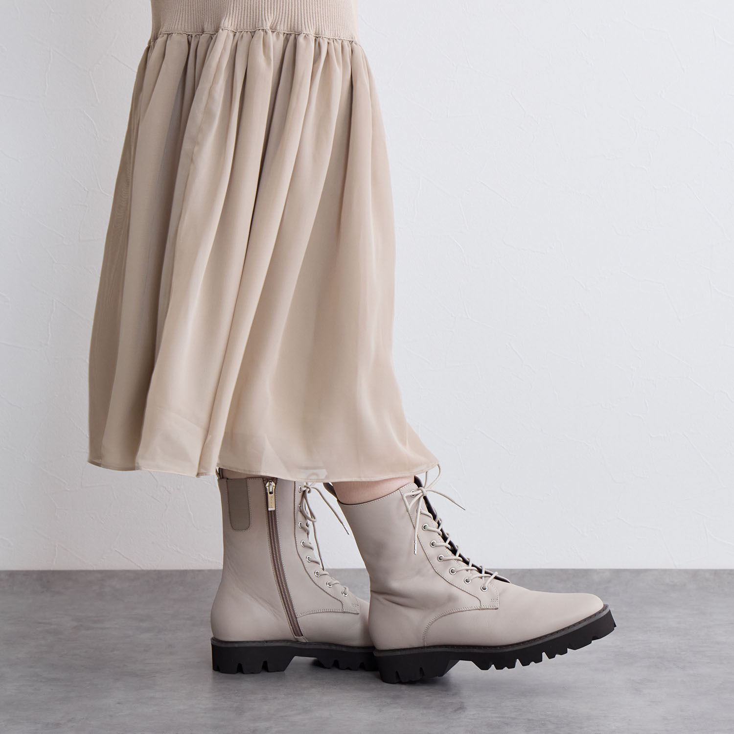 卑弥呼 日本製 はっ水牛革 レースアップ トラックソールブーツ