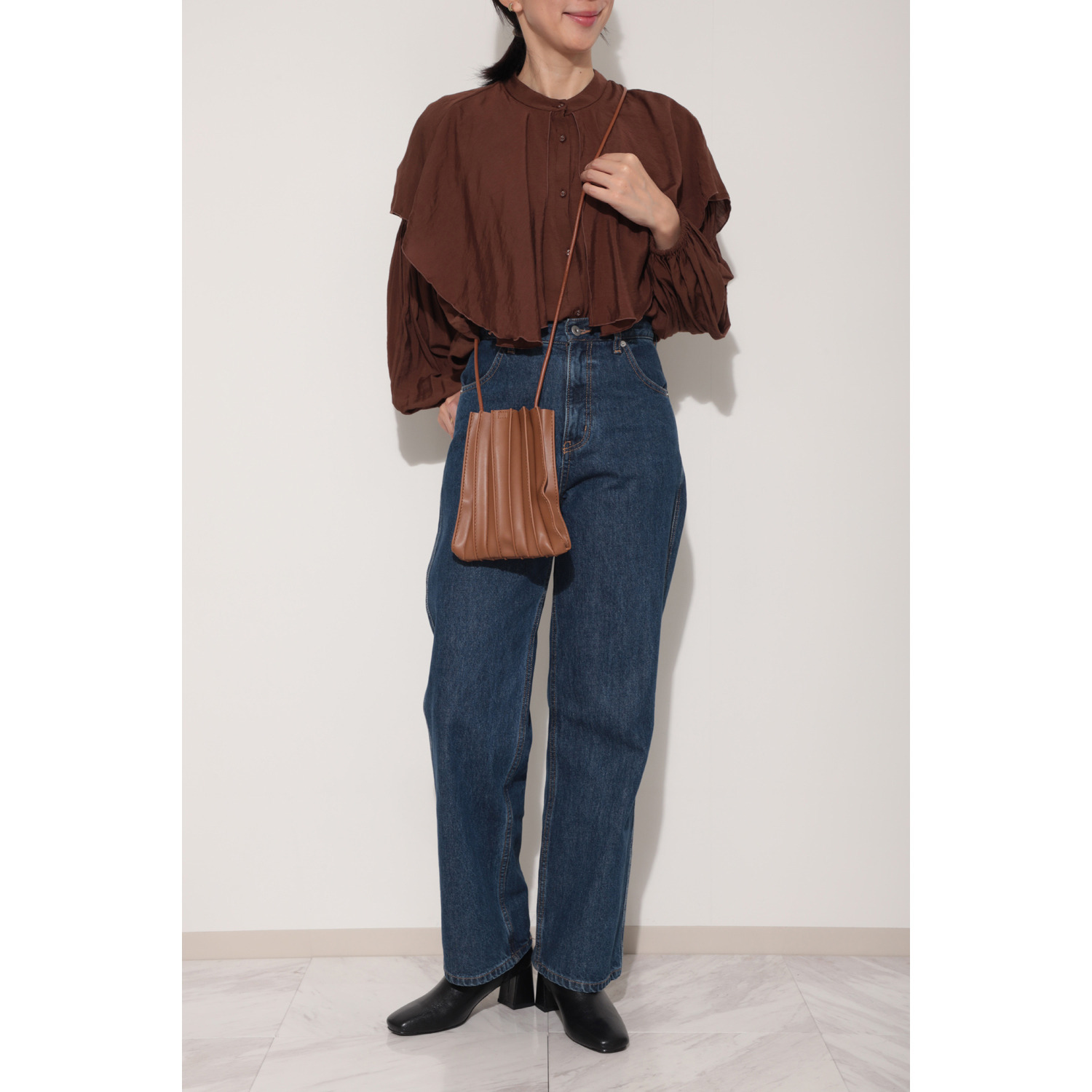 モーヴ 長財布も入る プリーツ ミニショルダーバッグ