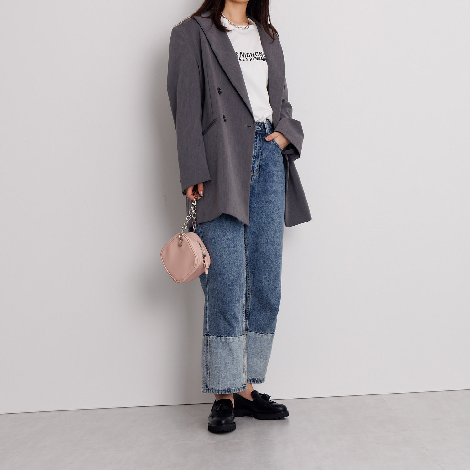 卑弥呼 ＜日本製＞ レザー メダリオンデザイン タッセルローファー