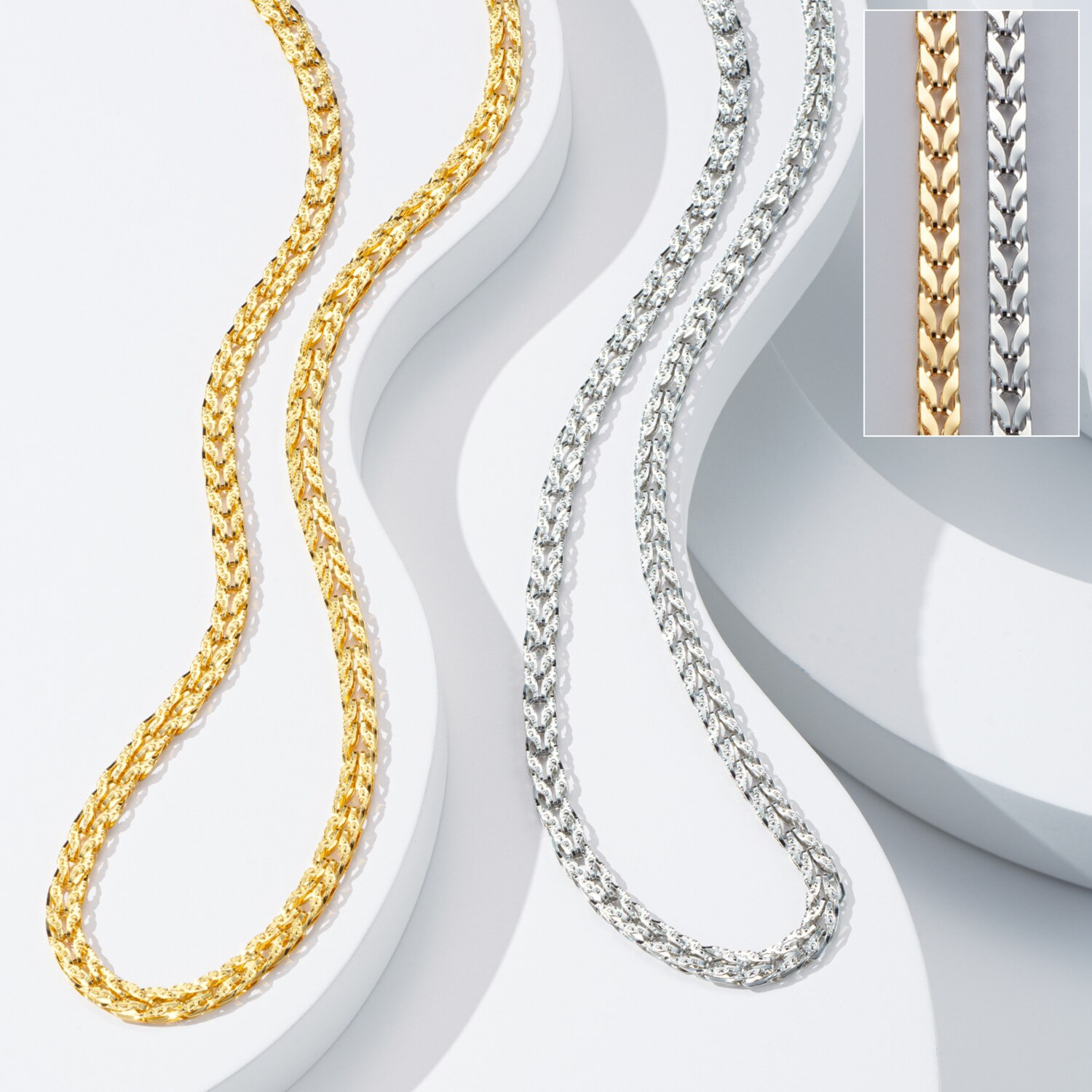 ラ・ピュア　バイ チェーンクリエイト 純プラチナ　９．８ｇＵＰ ムーンローレル リバーシブルネックレス