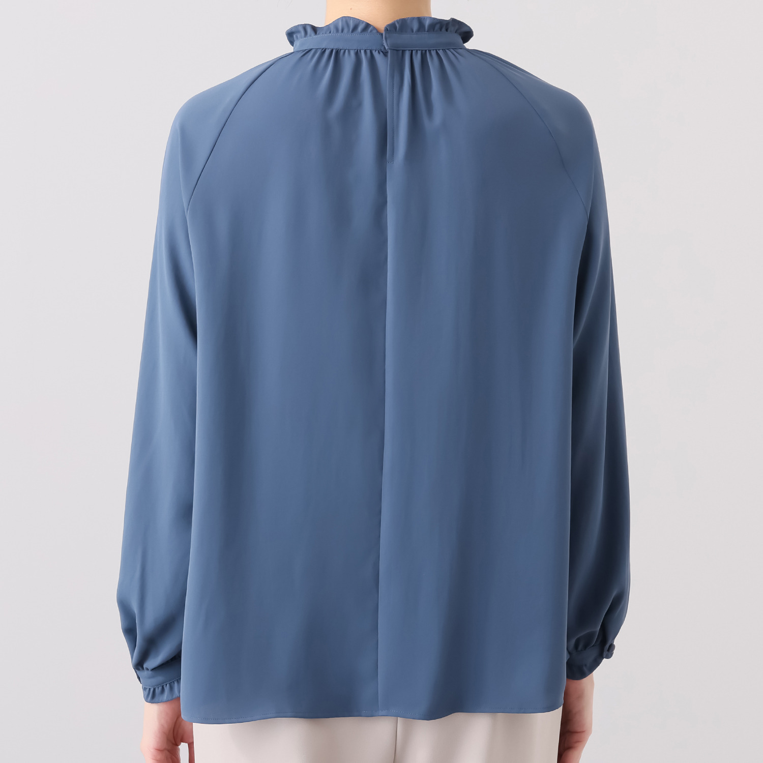 レ・ラリック マットジョーゼット スタンドカラー ブラウス