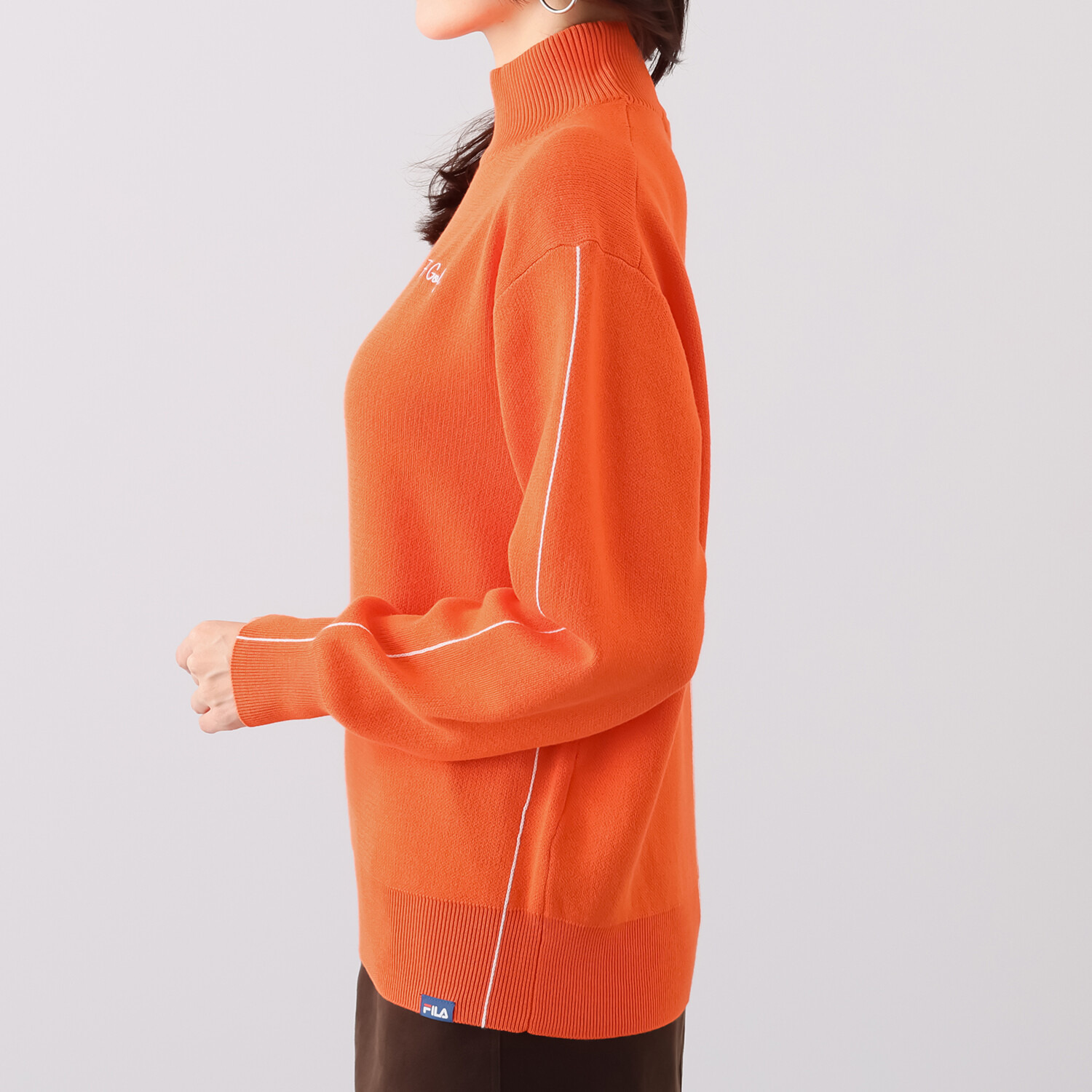 フィラ 吸光発熱する糸を使った あたたかモックネック ニットプルオーバー