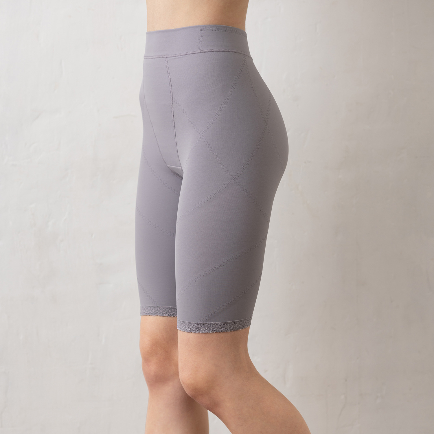 ＜４Ｌ＞美人工房 消臭・やわらか裏起毛 いい肌あったか 立体的にヒップメイク ロングガードル