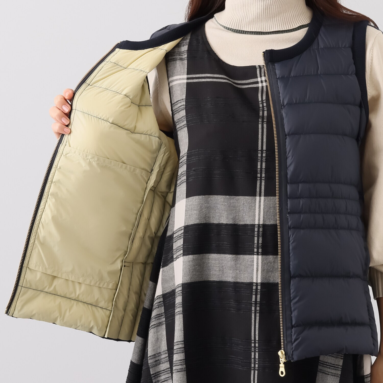 スタイル・ラヴィー リブアクセント ライトダウンベスト